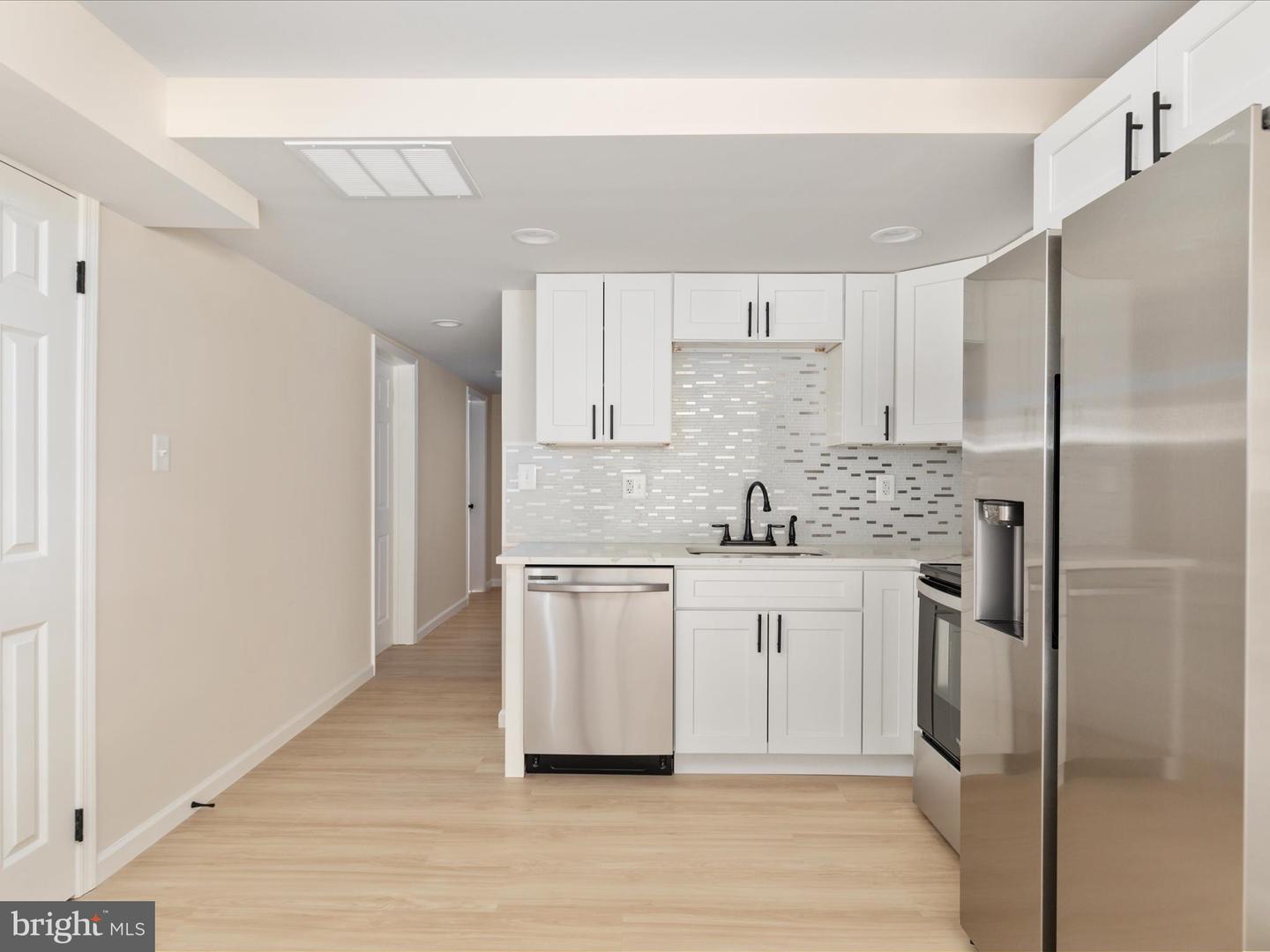 5625 MAXINE CT, ALEXANDRIA, Virginia 22310, 7 Bedrooms Bedrooms, 11 Rooms Rooms,4 BathroomsBathrooms,Residential,For sale,5625 MAXINE CT,VAFX2261474 MLS # VAFX2261474