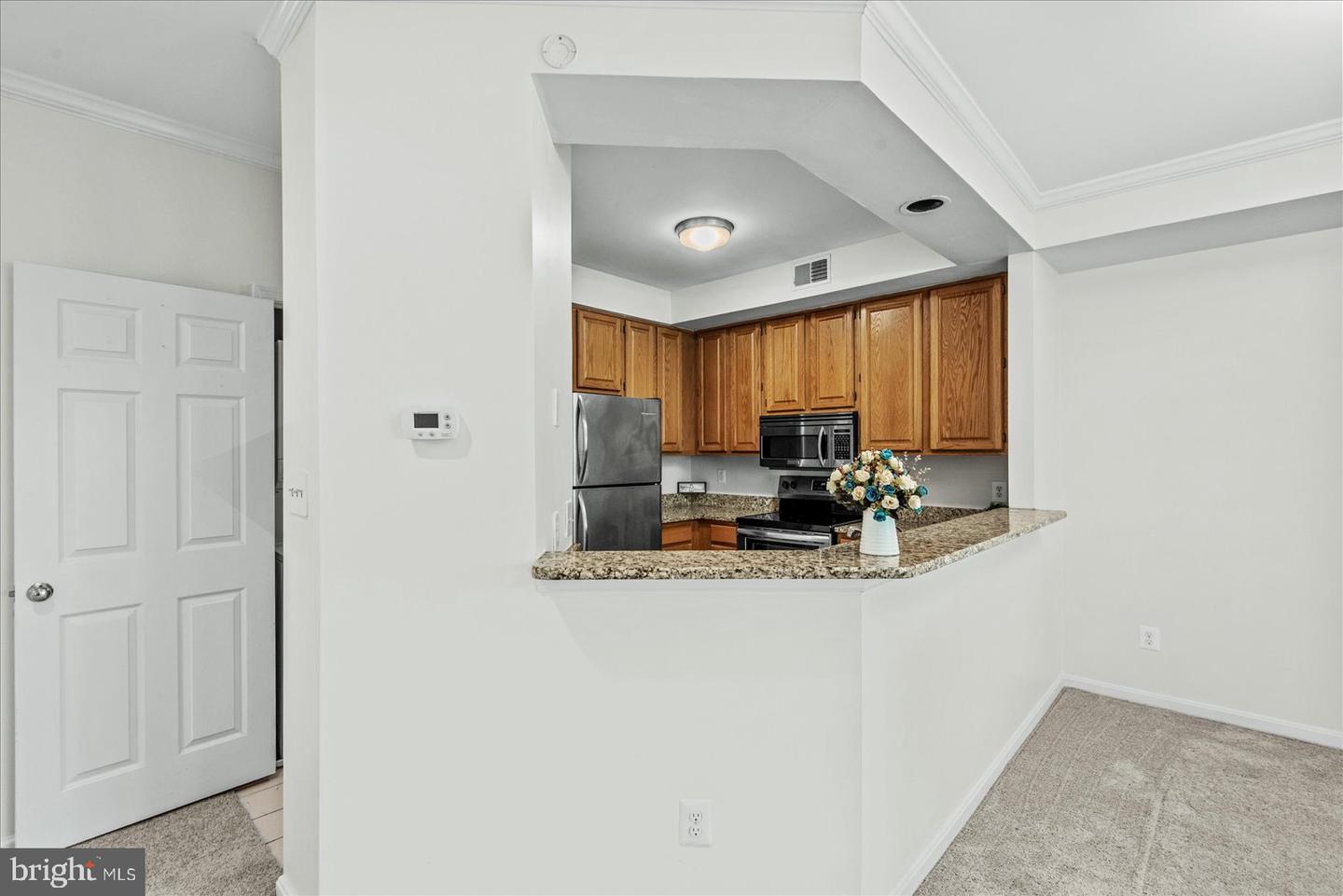 6964 ELLINGHAM CIR #D, ALEXANDRIA, Virginia 22315, 2 Bedrooms Bedrooms, ,2 BathroomsBathrooms,Residential,For sale,6964 ELLINGHAM CIR #D,VAFX2263030 MLS # VAFX2263030