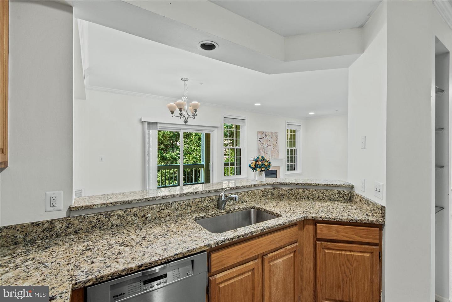 6964 ELLINGHAM CIR #D, ALEXANDRIA, Virginia 22315, 2 Bedrooms Bedrooms, ,2 BathroomsBathrooms,Residential,For sale,6964 ELLINGHAM CIR #D,VAFX2263030 MLS # VAFX2263030
