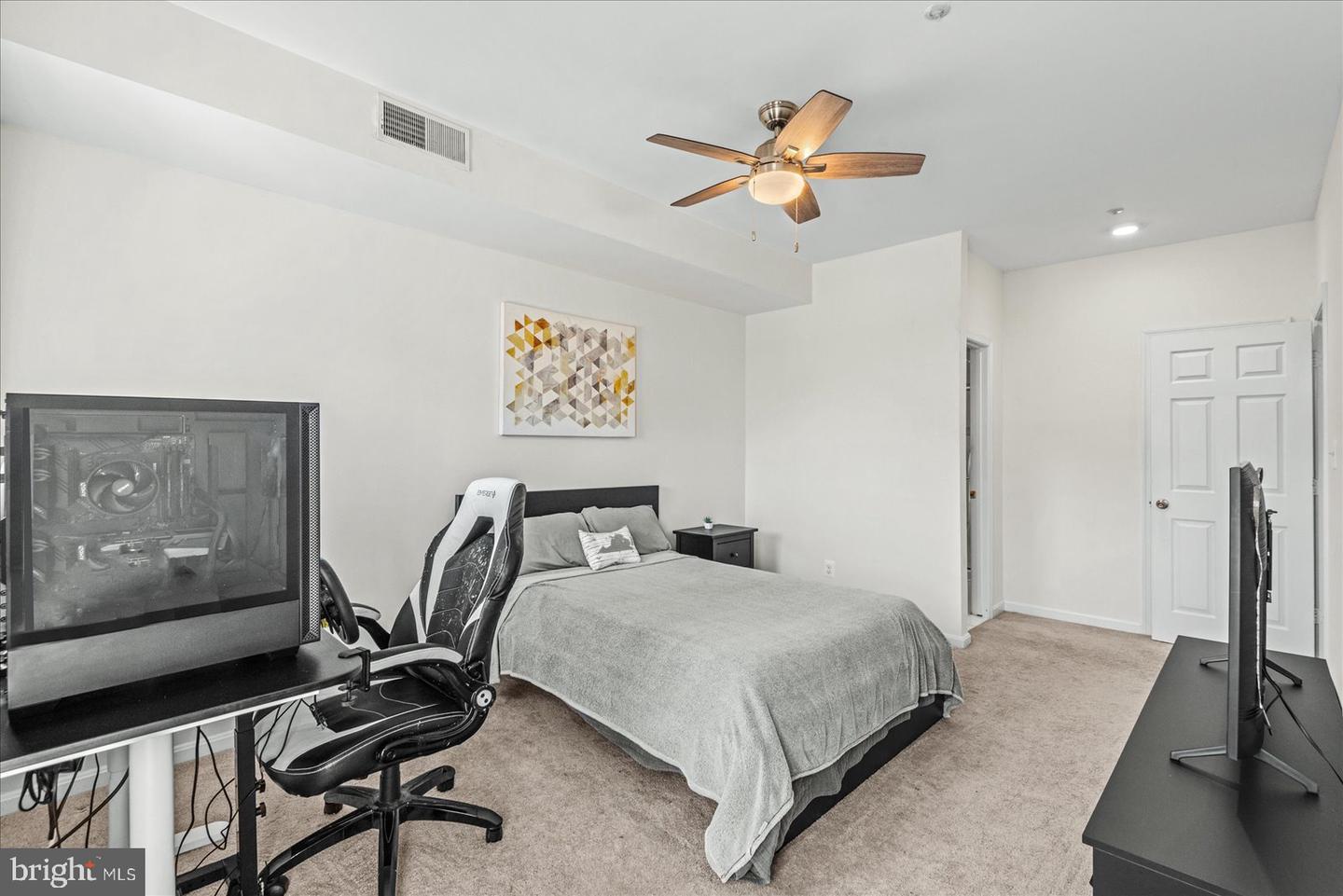 6964 ELLINGHAM CIR #D, ALEXANDRIA, Virginia 22315, 2 Bedrooms Bedrooms, ,2 BathroomsBathrooms,Residential,For sale,6964 ELLINGHAM CIR #D,VAFX2263030 MLS # VAFX2263030
