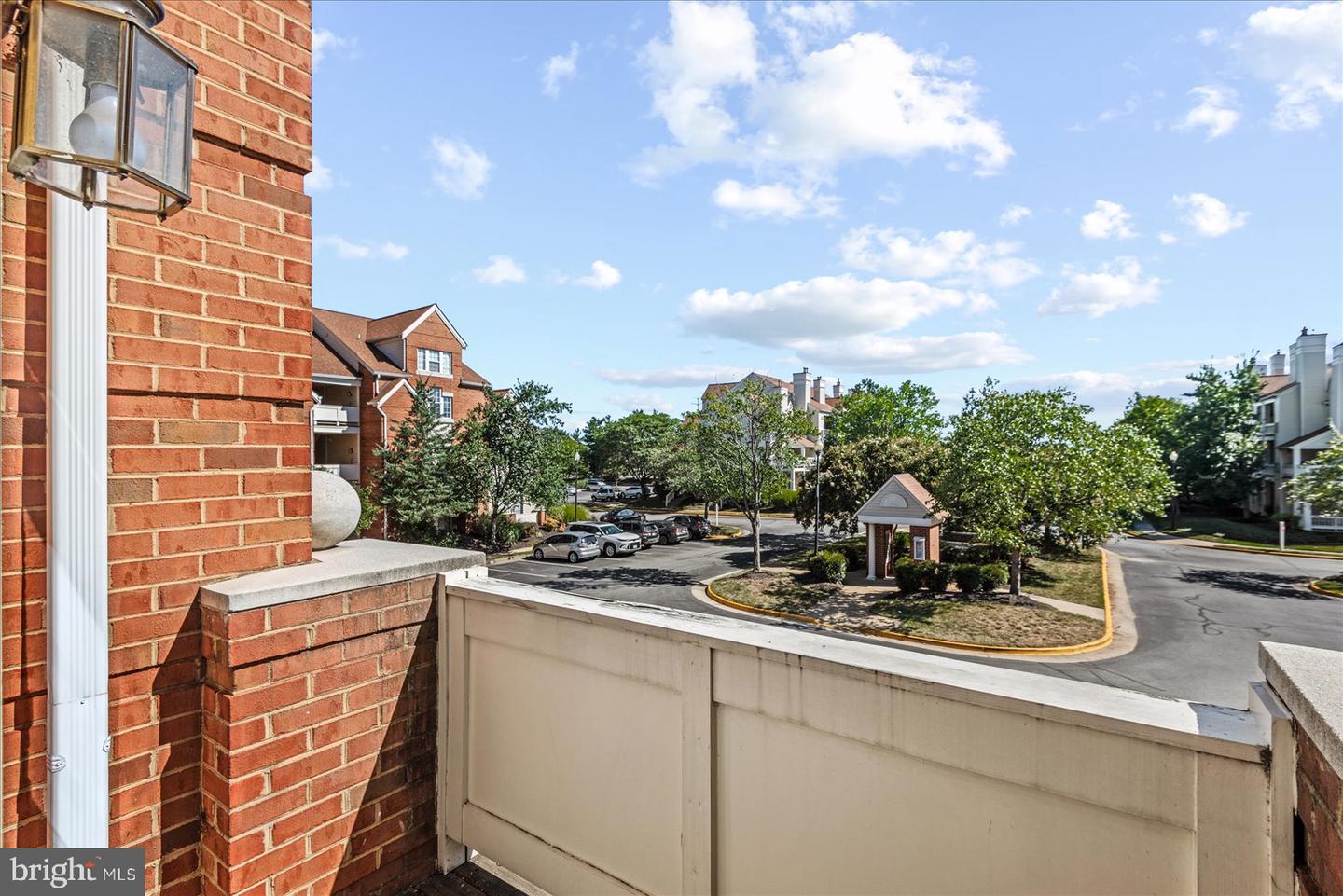 6964 ELLINGHAM CIR #D, ALEXANDRIA, Virginia 22315, 2 Bedrooms Bedrooms, ,2 BathroomsBathrooms,Residential,For sale,6964 ELLINGHAM CIR #D,VAFX2263030 MLS # VAFX2263030