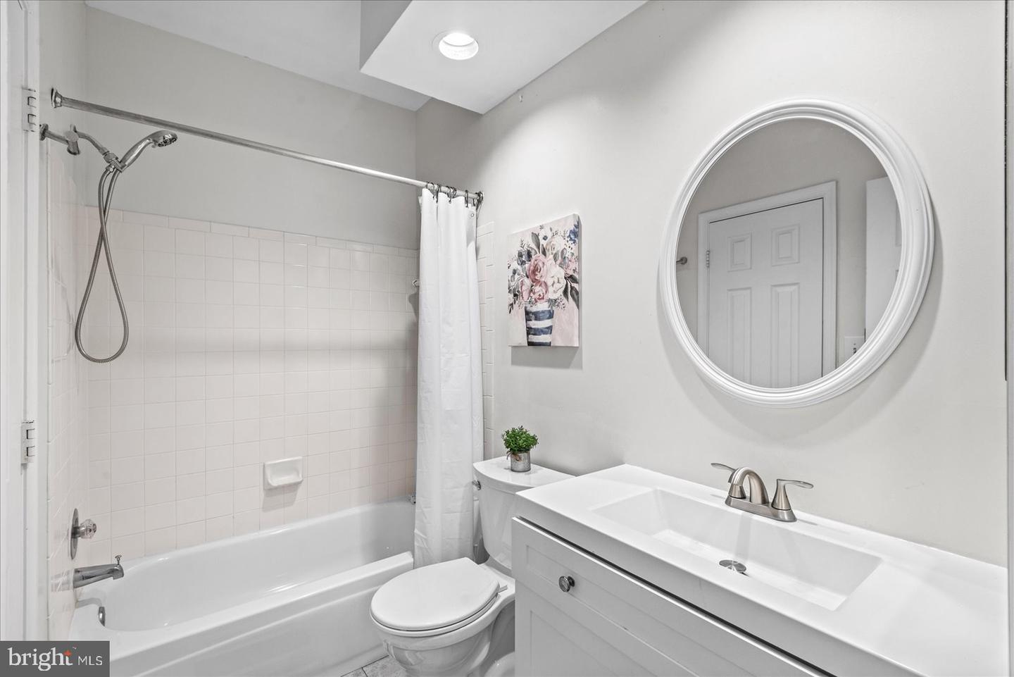 6964 ELLINGHAM CIR #D, ALEXANDRIA, Virginia 22315, 2 Bedrooms Bedrooms, ,2 BathroomsBathrooms,Residential,For sale,6964 ELLINGHAM CIR #D,VAFX2263030 MLS # VAFX2263030