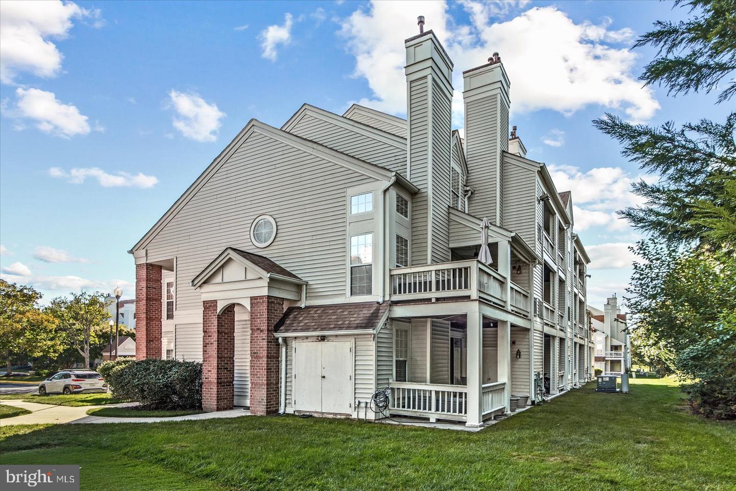 6964 ELLINGHAM CIR #D, ALEXANDRIA, Virginia 22315, 2 Bedrooms Bedrooms, ,2 BathroomsBathrooms,Residential,For sale,6964 ELLINGHAM CIR #D,VAFX2263030 MLS # VAFX2263030