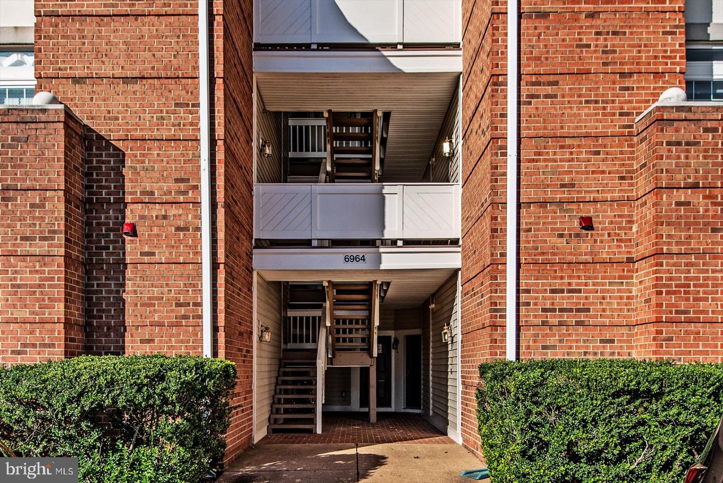 6964 ELLINGHAM CIR #D, ALEXANDRIA, Virginia 22315, 2 Bedrooms Bedrooms, ,2 BathroomsBathrooms,Residential,For sale,6964 ELLINGHAM CIR #D,VAFX2263030 MLS # VAFX2263030