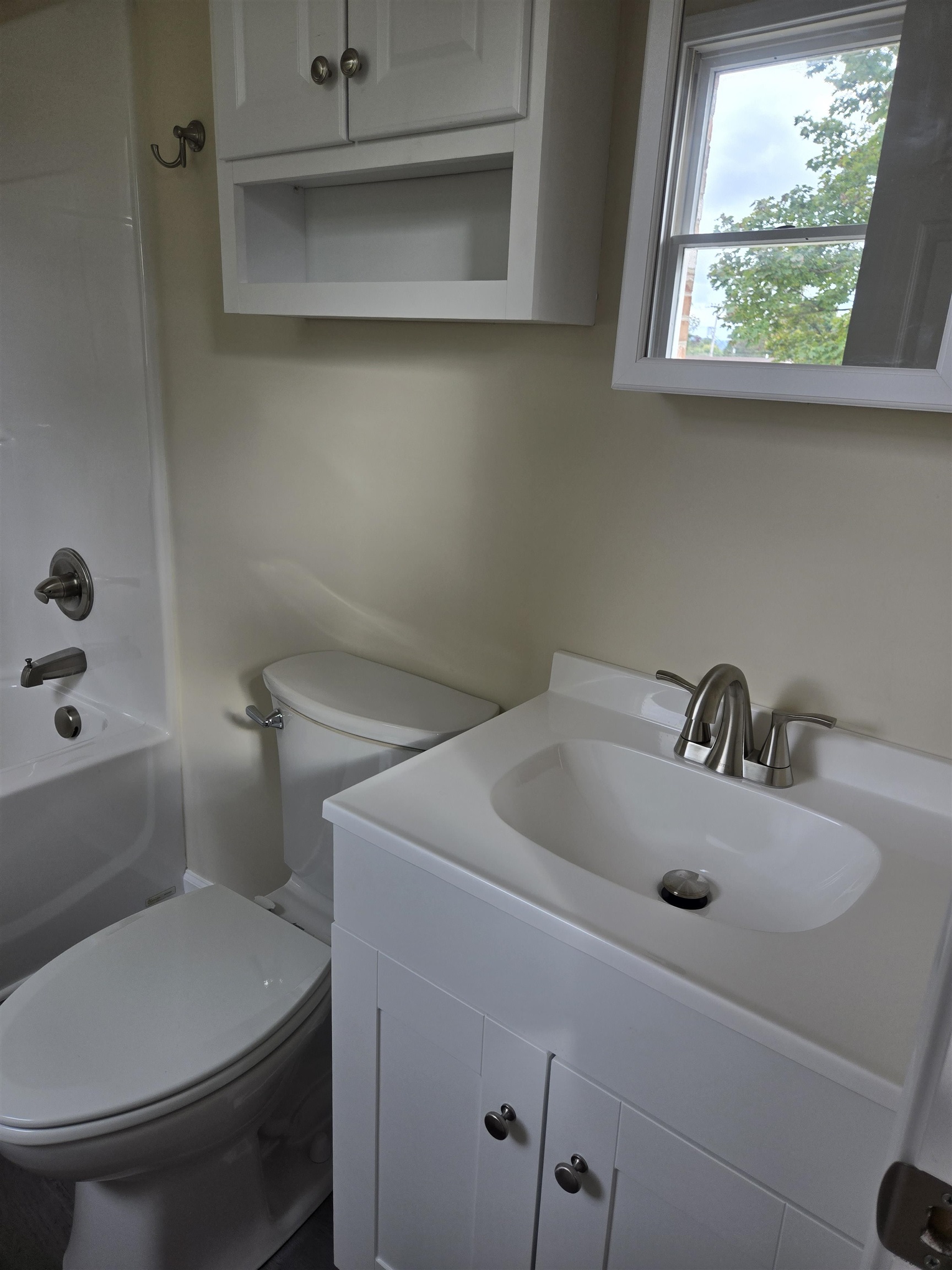 307 W SPRING AVE, ELKTON, Virginia 22827, 3 Bedrooms Bedrooms, ,2 BathroomsBathrooms,Residential,Spring Ave L40, B36, S2,307 W SPRING AVE,669991 MLS # 669991