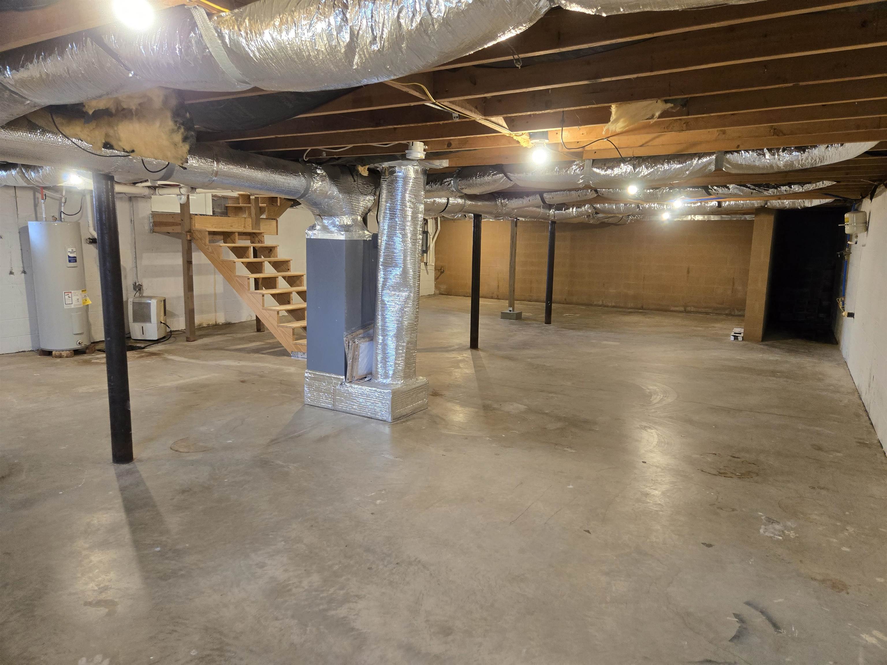 307 W SPRING AVE, ELKTON, Virginia 22827, 3 Bedrooms Bedrooms, ,2 BathroomsBathrooms,Residential,Spring Ave L40, B36, S2,307 W SPRING AVE,669991 MLS # 669991
