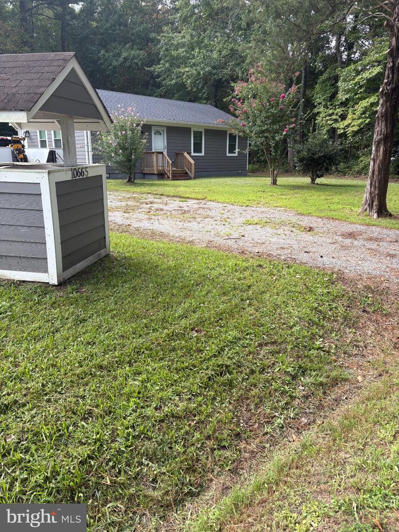 10665 FARYS MILL RD, GLOUCESTER, Virginia 23061, 3 Bedrooms Bedrooms, 6 Rooms Rooms,1 BathroomBathrooms,Residential,For sale,10665 FARYS MILL RD,VAGV2000156 MLS # VAGV2000156