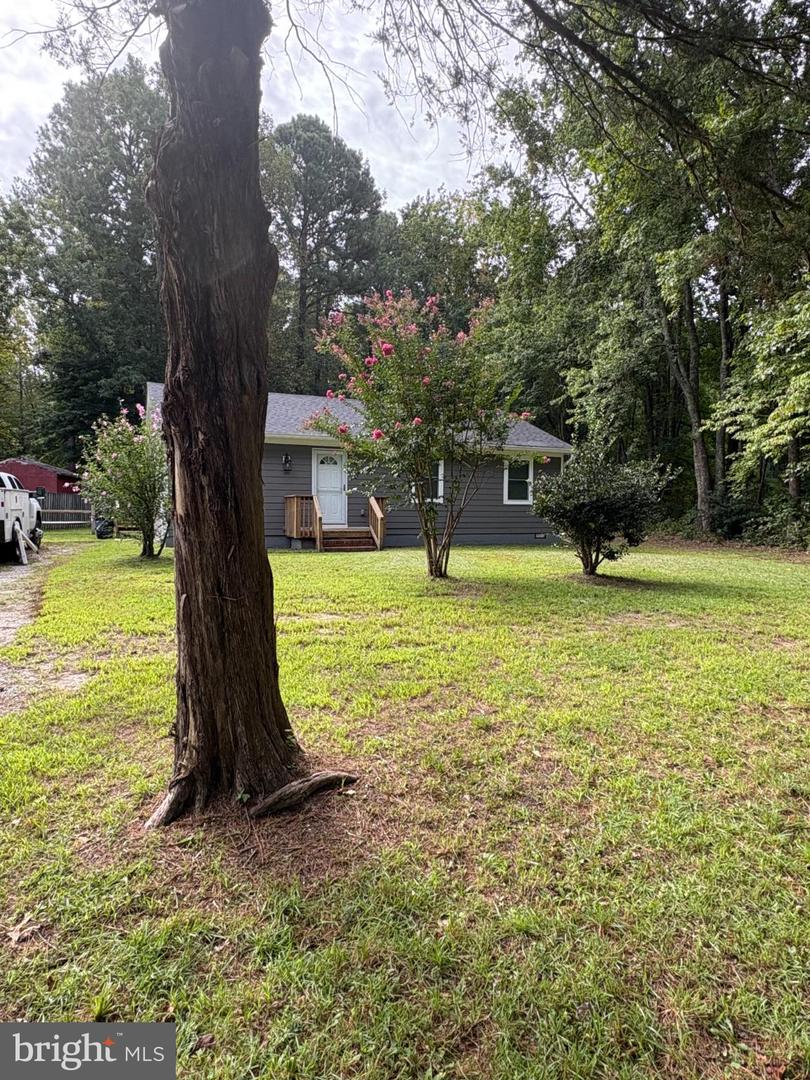 10665 FARYS MILL RD, GLOUCESTER, Virginia 23061, 3 Bedrooms Bedrooms, 6 Rooms Rooms,1 BathroomBathrooms,Residential,For sale,10665 FARYS MILL RD,VAGV2000156 MLS # VAGV2000156