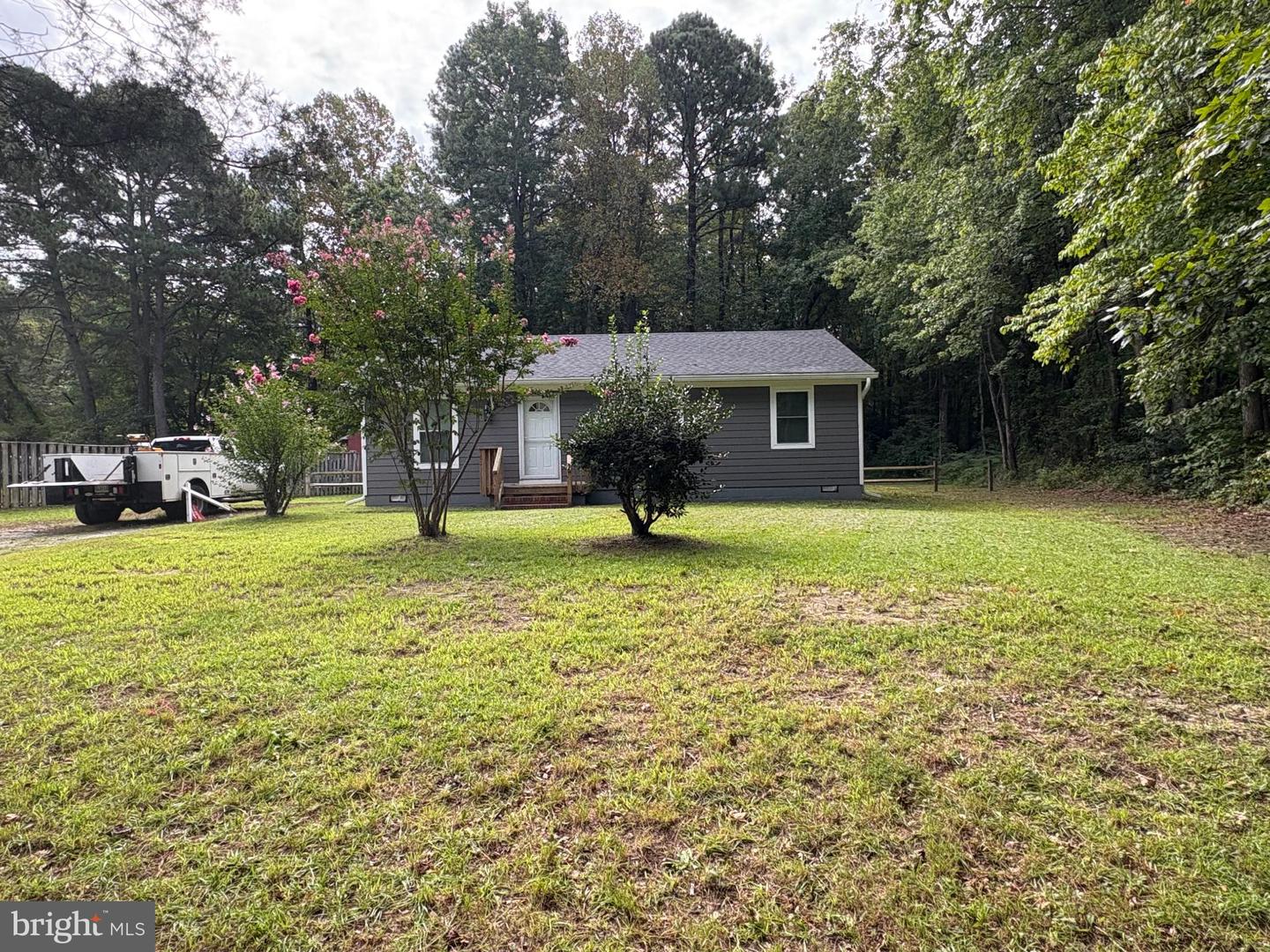 10665 FARYS MILL RD, GLOUCESTER, Virginia 23061, 3 Bedrooms Bedrooms, 6 Rooms Rooms,1 BathroomBathrooms,Residential,For sale,10665 FARYS MILL RD,VAGV2000156 MLS # VAGV2000156