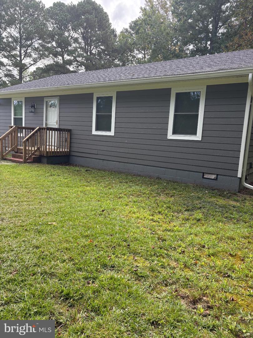 10665 FARYS MILL RD, GLOUCESTER, Virginia 23061, 3 Bedrooms Bedrooms, 6 Rooms Rooms,1 BathroomBathrooms,Residential,For sale,10665 FARYS MILL RD,VAGV2000156 MLS # VAGV2000156