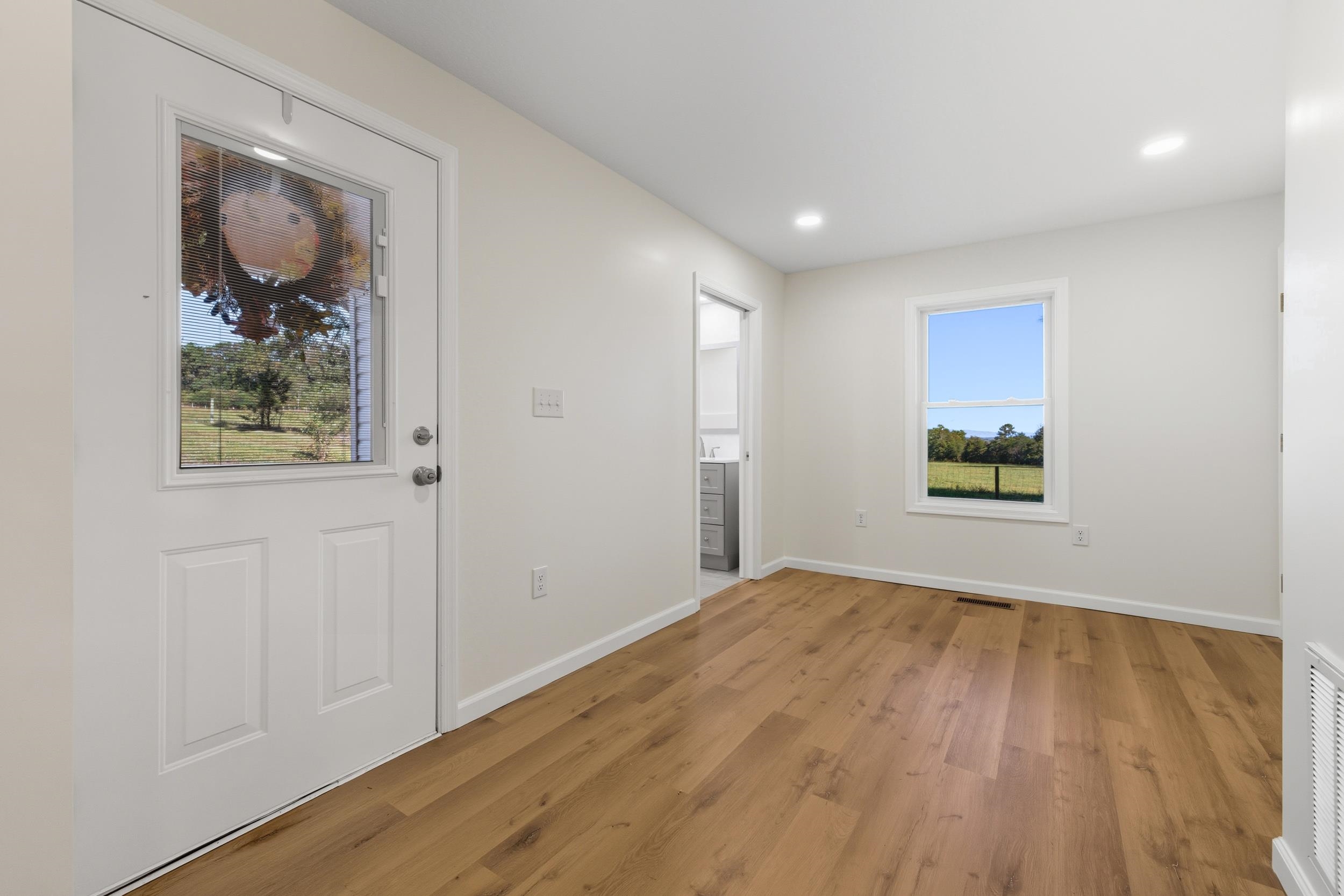 1140 FARMVIEW RD, LURAY, Virginia 22835, 3 Bedrooms Bedrooms, ,2 BathroomsBathrooms,Residential,1140 FARMVIEW RD,670007 MLS # 670007