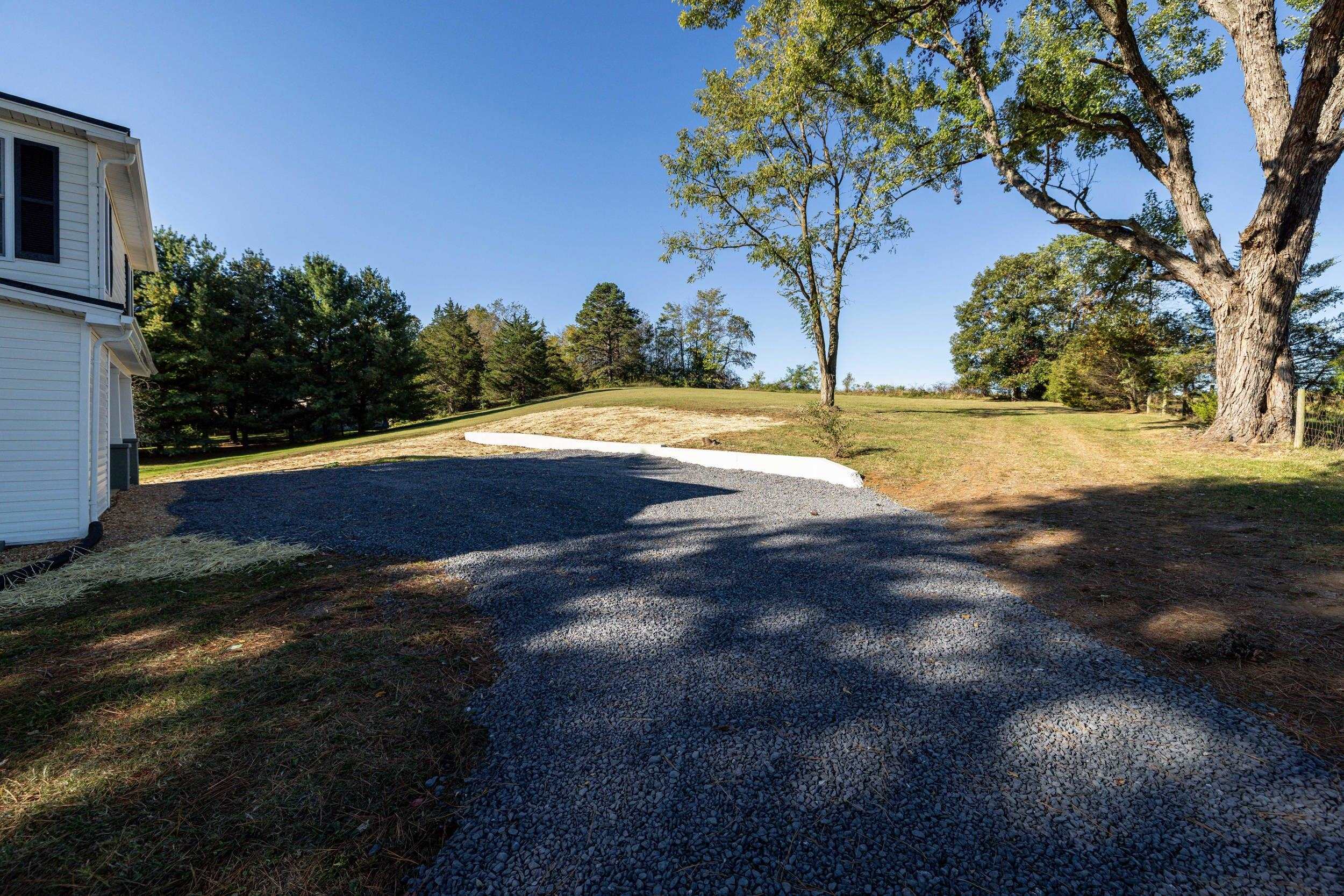 1140 FARMVIEW RD, LURAY, Virginia 22835, 3 Bedrooms Bedrooms, ,2 BathroomsBathrooms,Residential,1140 FARMVIEW RD,670007 MLS # 670007