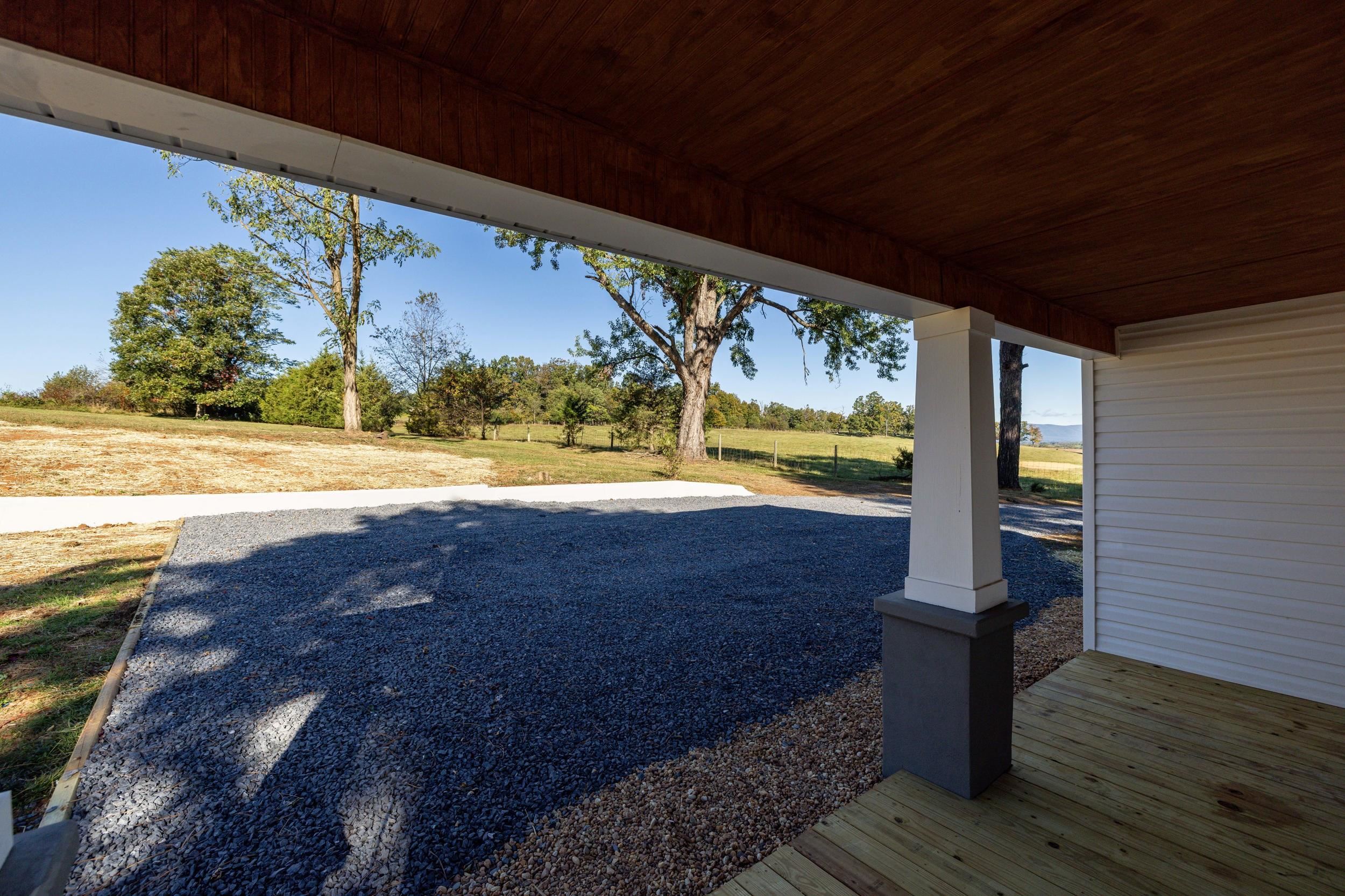 1140 FARMVIEW RD, LURAY, Virginia 22835, 3 Bedrooms Bedrooms, ,2 BathroomsBathrooms,Residential,1140 FARMVIEW RD,670007 MLS # 670007