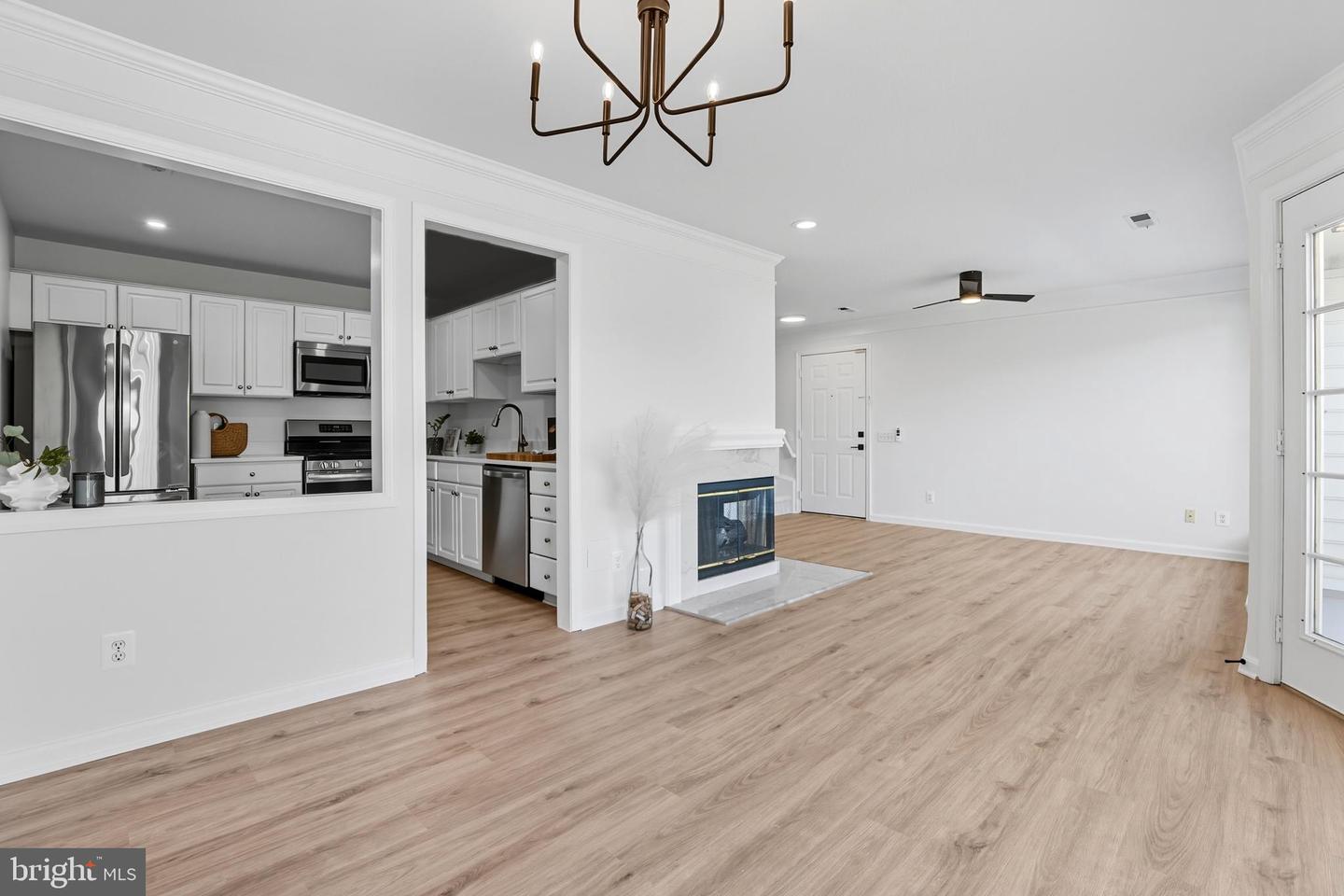 46895 EATON TER #300, STERLING, Virginia 20164, 2 Bedrooms Bedrooms, ,1 BathroomBathrooms,Residential,For sale,46895 EATON TER #300,VALO2106886 MLS # VALO2106886