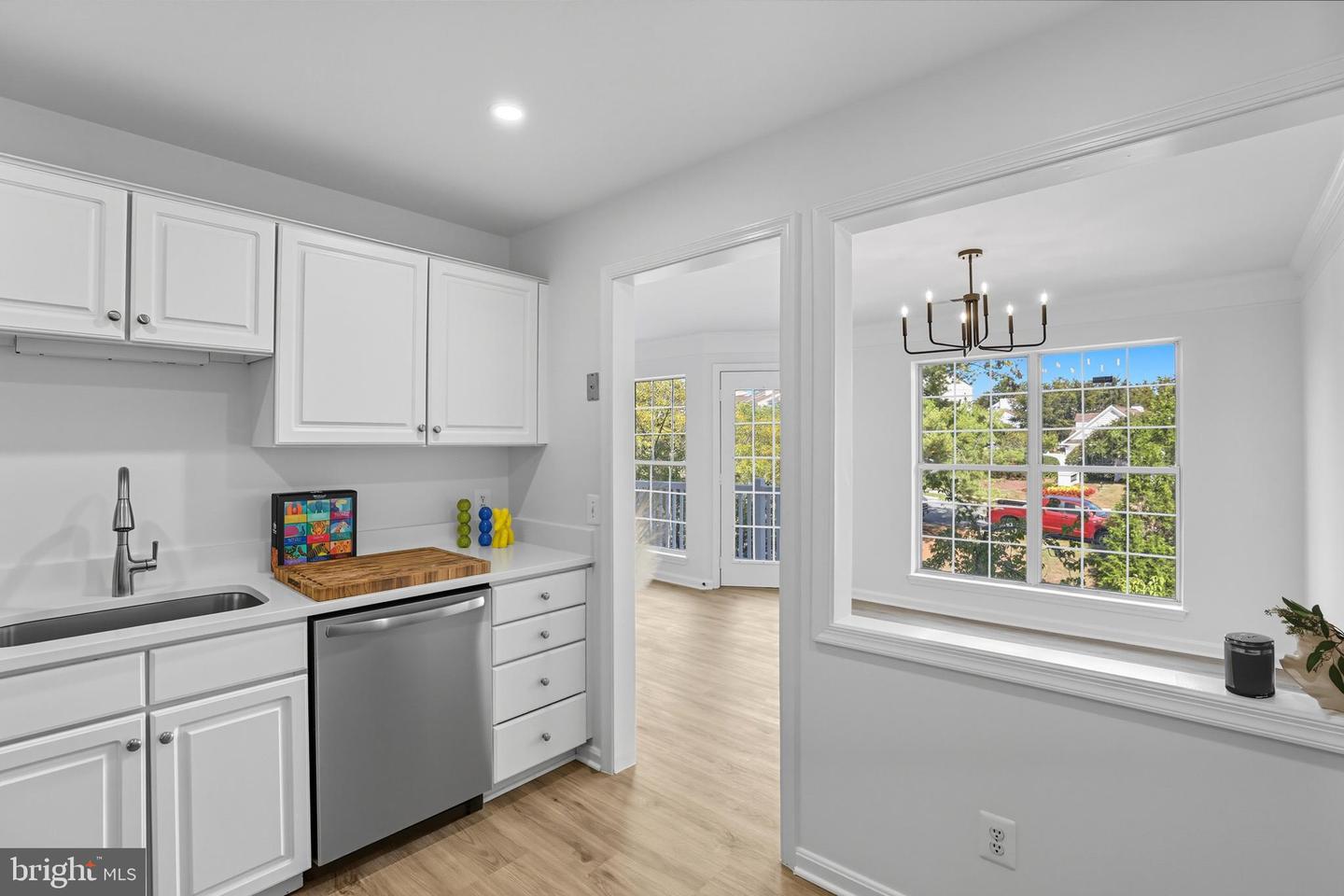 46895 EATON TER #300, STERLING, Virginia 20164, 2 Bedrooms Bedrooms, ,1 BathroomBathrooms,Residential,For sale,46895 EATON TER #300,VALO2106886 MLS # VALO2106886