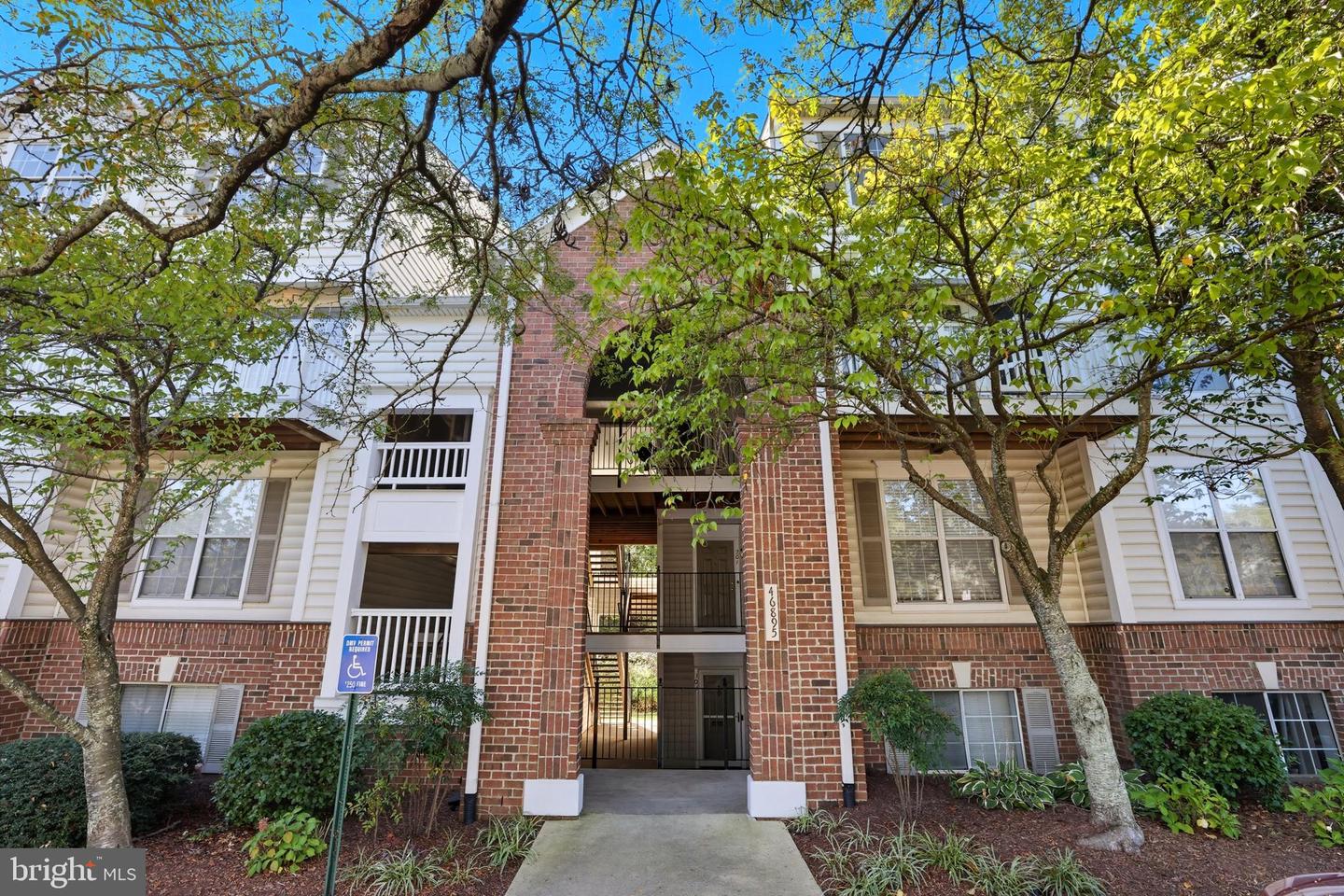 46895 EATON TER #300, STERLING, Virginia 20164, 2 Bedrooms Bedrooms, ,1 BathroomBathrooms,Residential,For sale,46895 EATON TER #300,VALO2106886 MLS # VALO2106886
