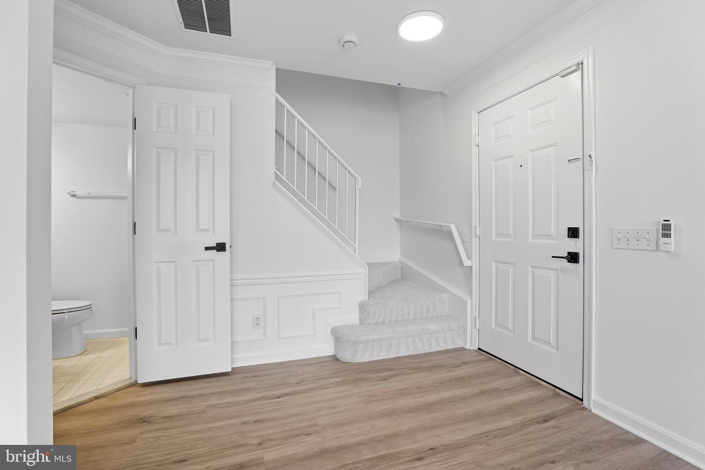 46895 EATON TER #300, STERLING, Virginia 20164, 2 Bedrooms Bedrooms, ,1 BathroomBathrooms,Residential,For sale,46895 EATON TER #300,VALO2106886 MLS # VALO2106886