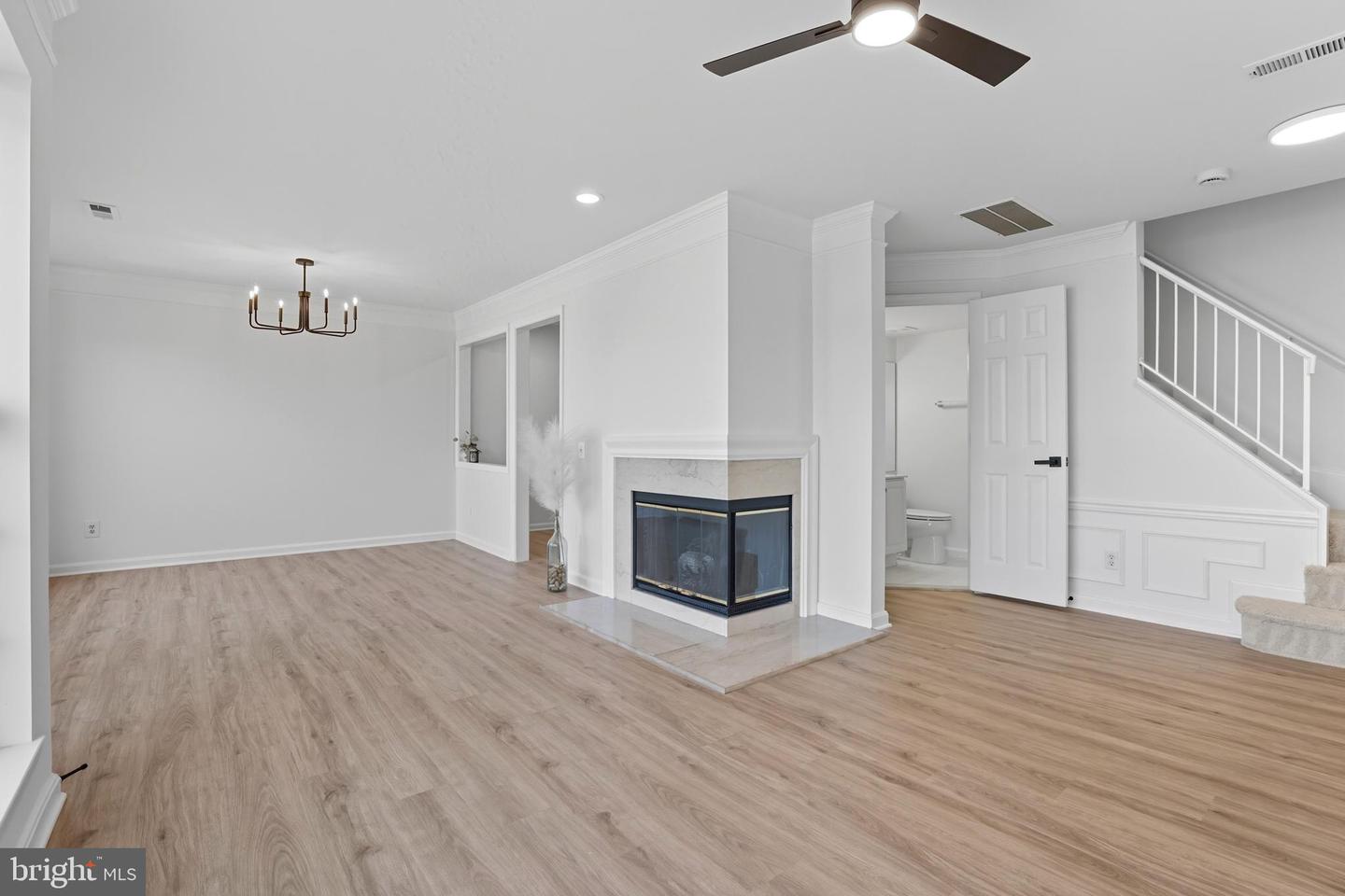 46895 EATON TER #300, STERLING, Virginia 20164, 2 Bedrooms Bedrooms, ,1 BathroomBathrooms,Residential,For sale,46895 EATON TER #300,VALO2106886 MLS # VALO2106886