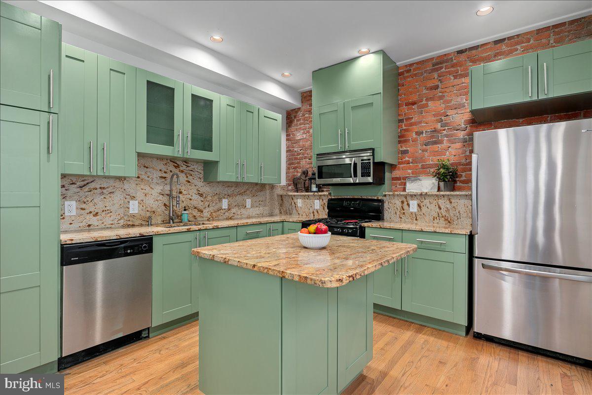 603 P ST NW, WASHINGTON, District Of Columbia 20001, 4 Bedrooms Bedrooms, ,3 BathroomsBathrooms,Residential,For sale,603 P ST NW,DCDC2223638 MLS # DCDC2223638