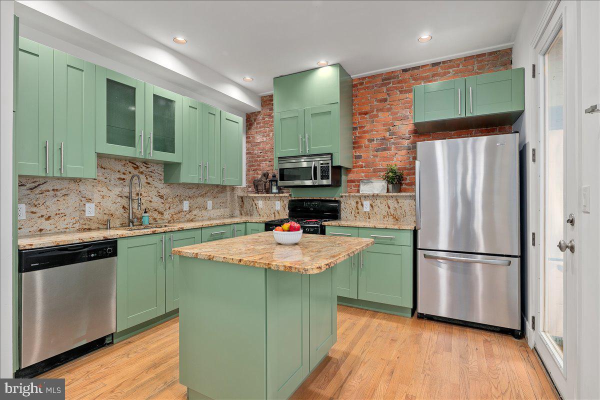 603 P ST NW, WASHINGTON, District Of Columbia 20001, 4 Bedrooms Bedrooms, ,3 BathroomsBathrooms,Residential,For sale,603 P ST NW,DCDC2223638 MLS # DCDC2223638
