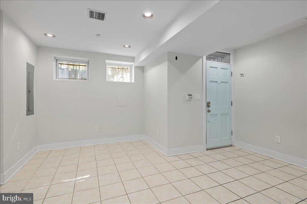 603 P ST NW, WASHINGTON, District Of Columbia 20001, 4 Bedrooms Bedrooms, ,3 BathroomsBathrooms,Residential,For sale,603 P ST NW,DCDC2223638 MLS # DCDC2223638