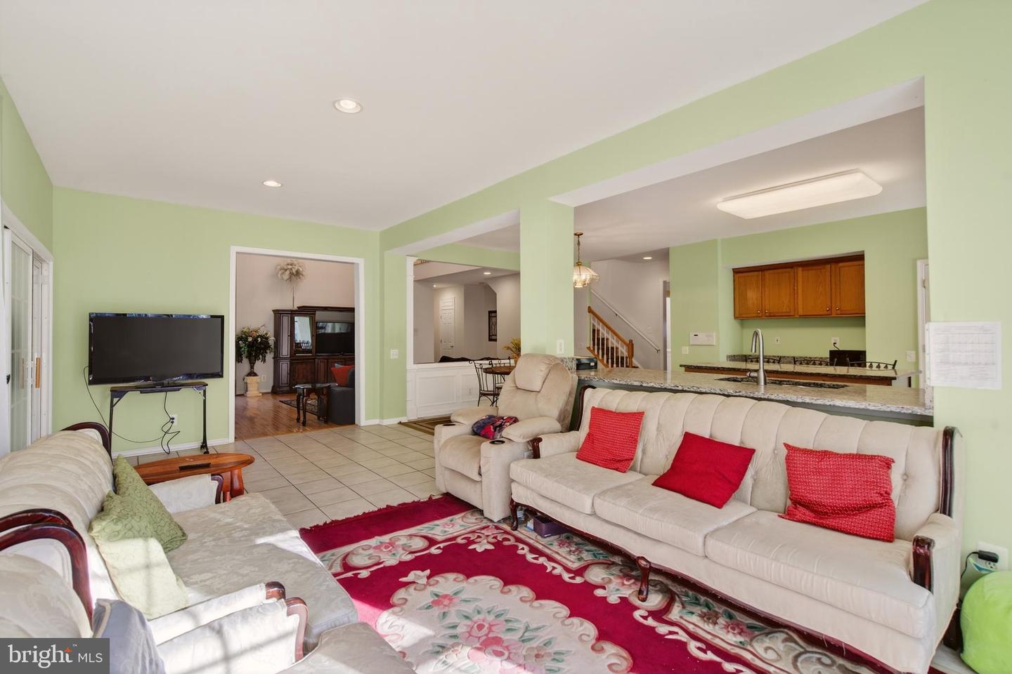 7754 GLADE CT, MANASSAS, Virginia 20112, 5 Bedrooms Bedrooms, ,4 BathroomsBathrooms,Residential,For sale,7754 GLADE CT,VAPW2104620 MLS # VAPW2104620