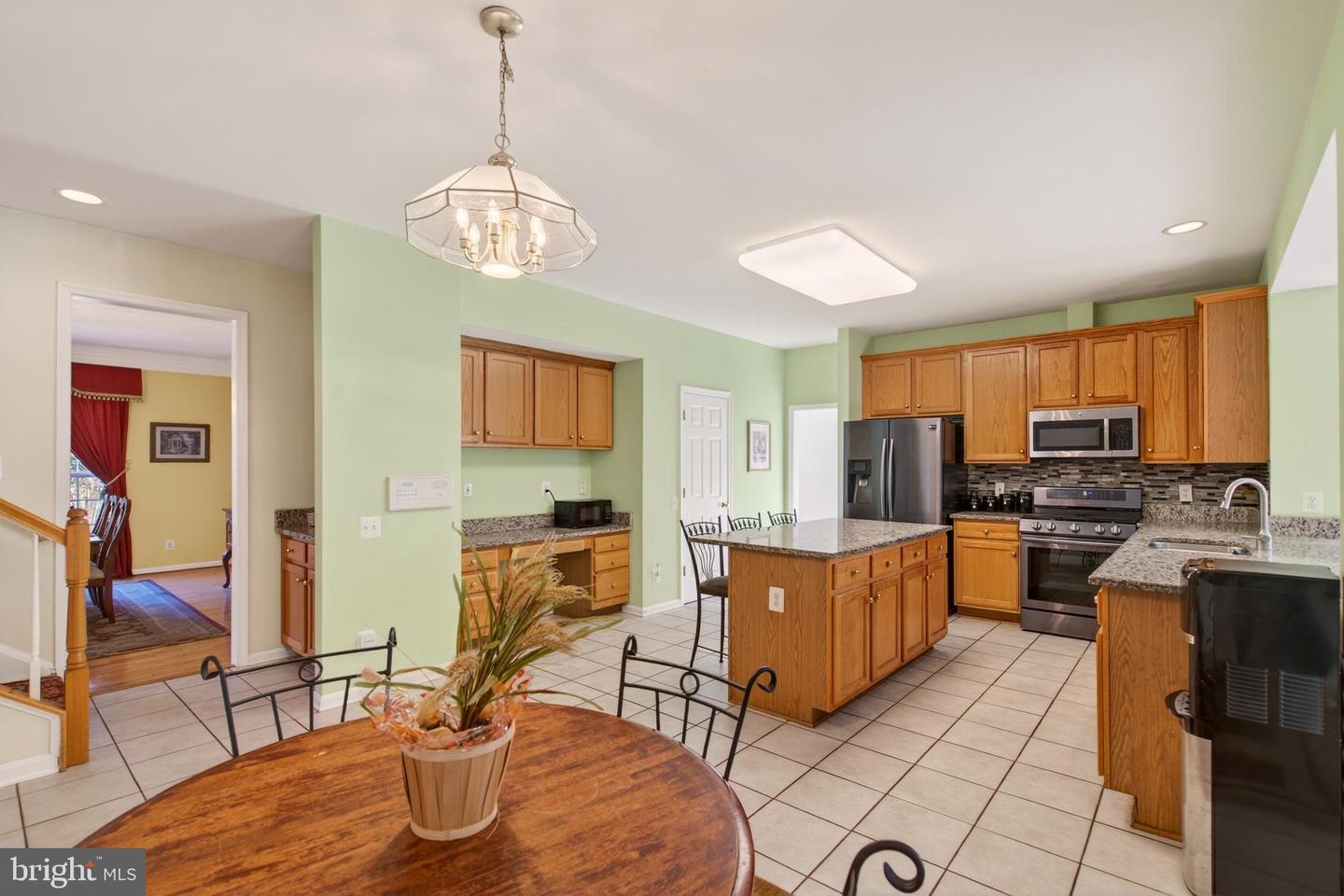 7754 GLADE CT, MANASSAS, Virginia 20112, 5 Bedrooms Bedrooms, ,4 BathroomsBathrooms,Residential,For sale,7754 GLADE CT,VAPW2104620 MLS # VAPW2104620