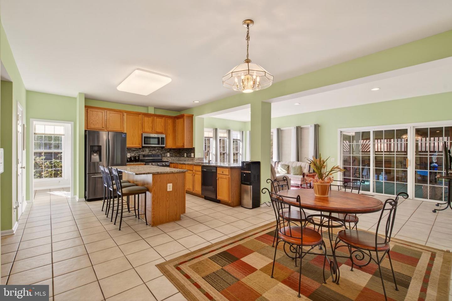 7754 GLADE CT, MANASSAS, Virginia 20112, 5 Bedrooms Bedrooms, ,4 BathroomsBathrooms,Residential,For sale,7754 GLADE CT,VAPW2104620 MLS # VAPW2104620