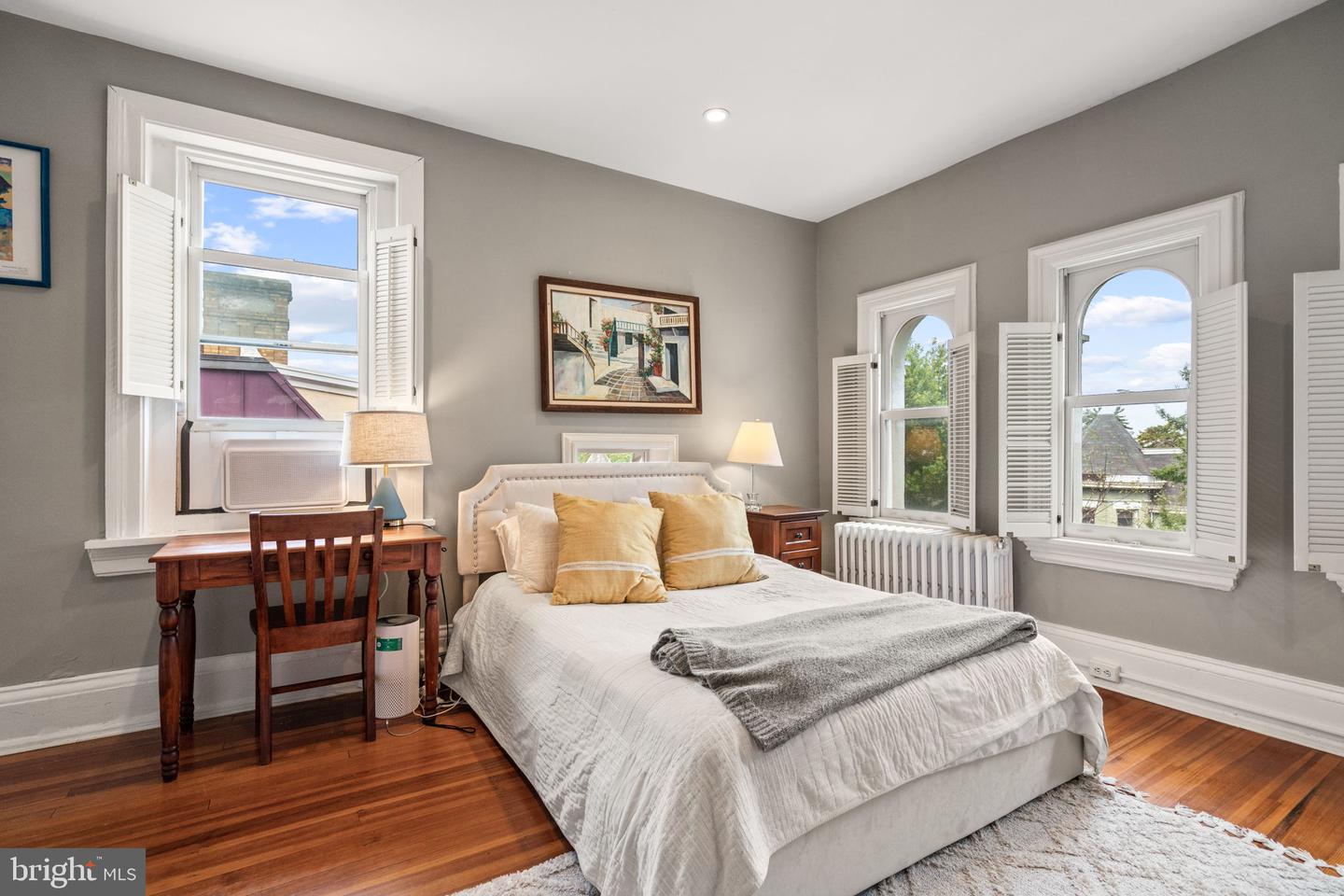 1840 MINTWOOD PL NW #402, WASHINGTON, District Of Columbia 20009, 2 Bedrooms Bedrooms, ,2 BathroomsBathrooms,Residential,For sale,1840 MINTWOOD PL NW #402,DCDC2223886 MLS # DCDC2223886