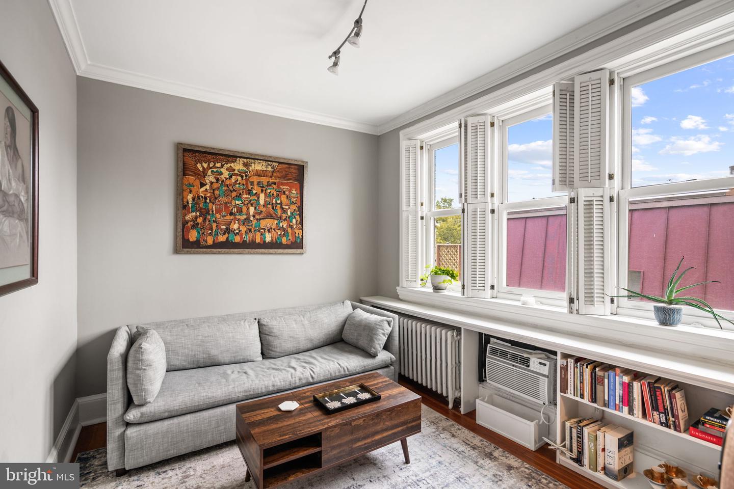 1840 MINTWOOD PL NW #402, WASHINGTON, District Of Columbia 20009, 2 Bedrooms Bedrooms, ,2 BathroomsBathrooms,Residential,For sale,1840 MINTWOOD PL NW #402,DCDC2223886 MLS # DCDC2223886