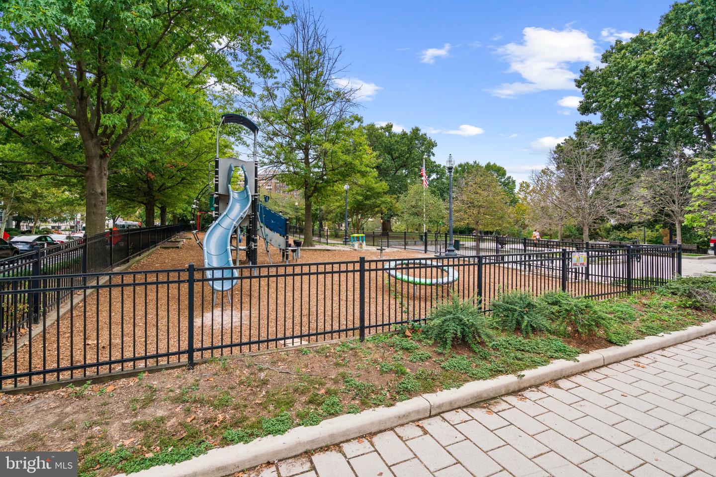 1840 MINTWOOD PL NW #402, WASHINGTON, District Of Columbia 20009, 2 Bedrooms Bedrooms, ,2 BathroomsBathrooms,Residential,For sale,1840 MINTWOOD PL NW #402,DCDC2223886 MLS # DCDC2223886