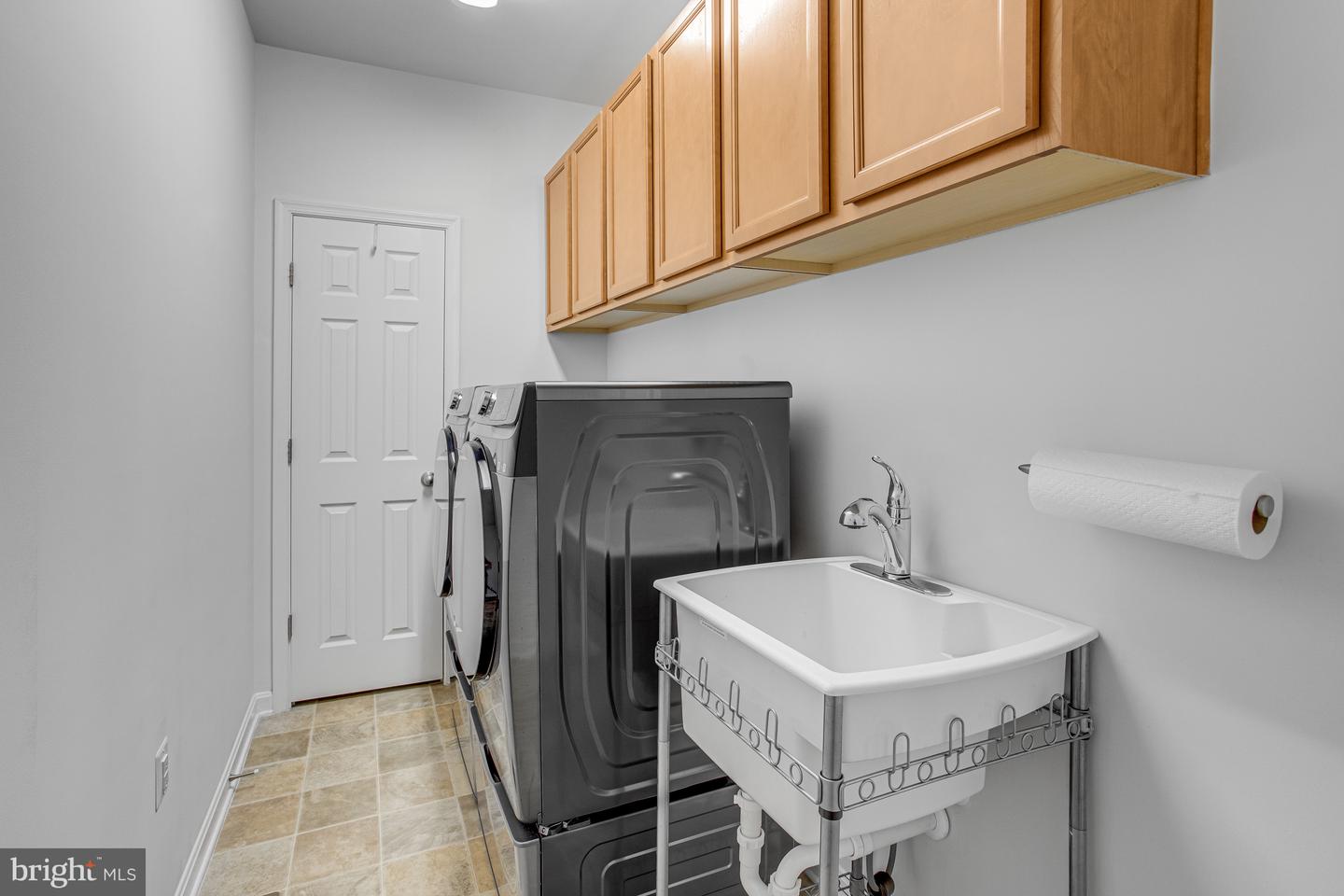3078 AMERICAN EAGLE BLVD, WOODBRIDGE, Virginia 22191, 5 Bedrooms Bedrooms, ,4 BathroomsBathrooms,Residential,For sale,3078 AMERICAN EAGLE BLVD,VAPW2104646 MLS # VAPW2104646