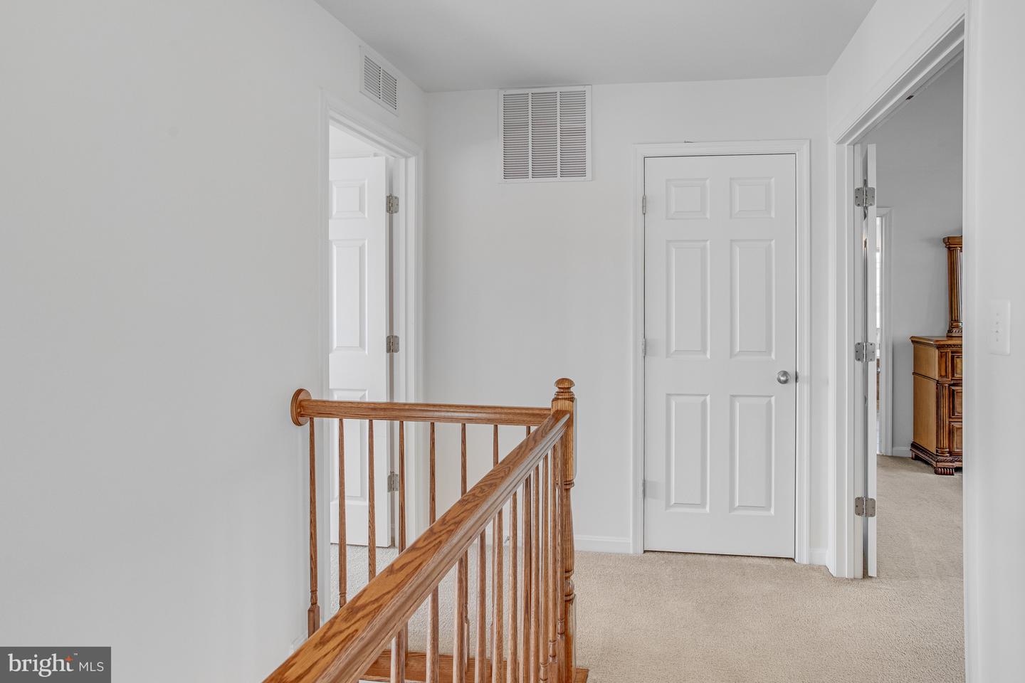 3078 AMERICAN EAGLE BLVD, WOODBRIDGE, Virginia 22191, 5 Bedrooms Bedrooms, ,4 BathroomsBathrooms,Residential,For sale,3078 AMERICAN EAGLE BLVD,VAPW2104646 MLS # VAPW2104646