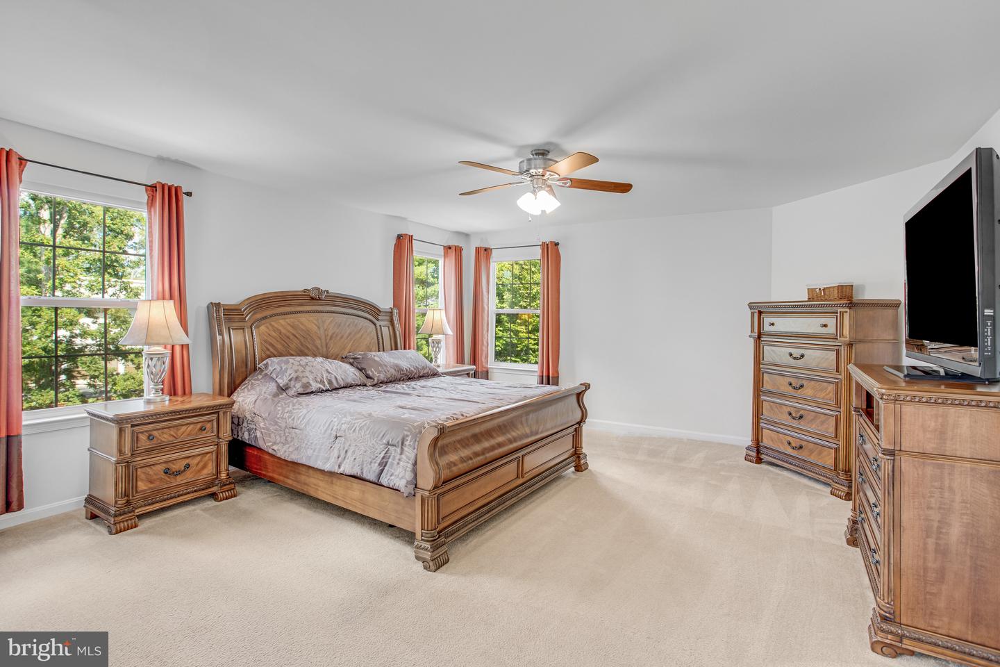 3078 AMERICAN EAGLE BLVD, WOODBRIDGE, Virginia 22191, 5 Bedrooms Bedrooms, ,4 BathroomsBathrooms,Residential,For sale,3078 AMERICAN EAGLE BLVD,VAPW2104646 MLS # VAPW2104646