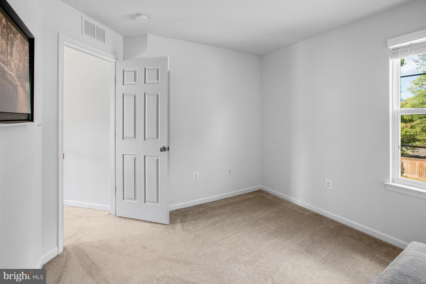 3078 AMERICAN EAGLE BLVD, WOODBRIDGE, Virginia 22191, 5 Bedrooms Bedrooms, ,4 BathroomsBathrooms,Residential,For sale,3078 AMERICAN EAGLE BLVD,VAPW2104646 MLS # VAPW2104646