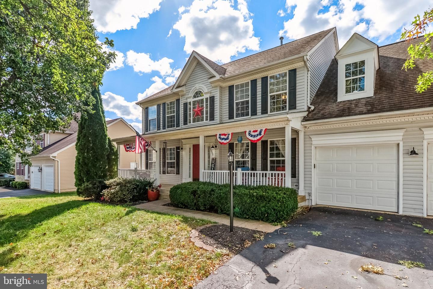 9066 COTTAGE LOOP, BRISTOW, Virginia 20136, 4 Bedrooms Bedrooms, ,3 BathroomsBathrooms,Residential,For sale,9066 COTTAGE LOOP,VAPW2104694 MLS # VAPW2104694