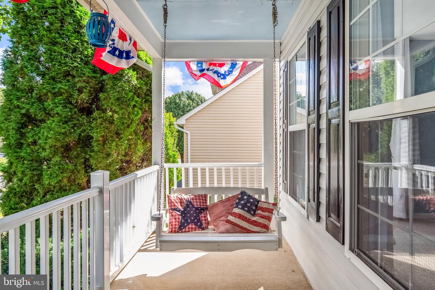 9066 COTTAGE LOOP, BRISTOW, Virginia 20136, 4 Bedrooms Bedrooms, ,3 BathroomsBathrooms,Residential,For sale,9066 COTTAGE LOOP,VAPW2104694 MLS # VAPW2104694