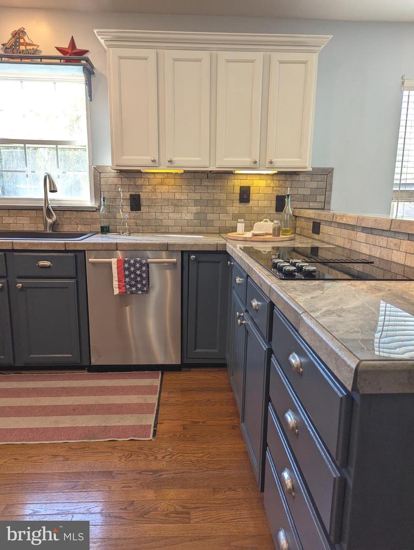 9066 COTTAGE LOOP, BRISTOW, Virginia 20136, 4 Bedrooms Bedrooms, ,3 BathroomsBathrooms,Residential,For sale,9066 COTTAGE LOOP,VAPW2104694 MLS # VAPW2104694