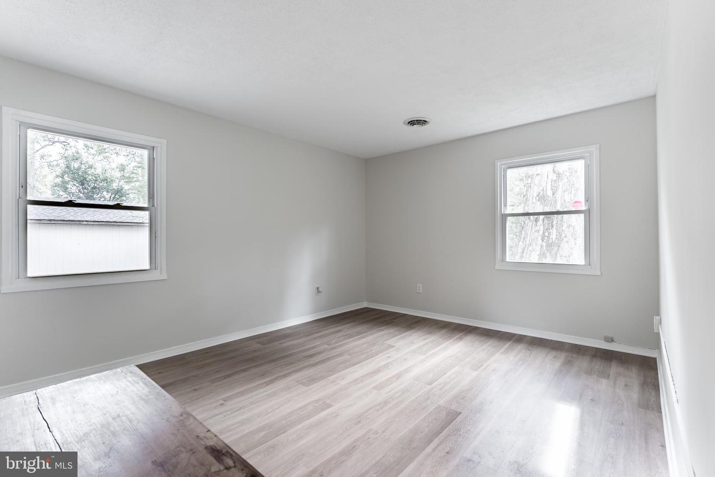 13709 MARBURY LN, WOODBRIDGE, Virginia 22191, 3 Bedrooms Bedrooms, ,1 BathroomBathrooms,Residential,For sale,13709 MARBURY LN,VAPW2104794 MLS # VAPW2104794
