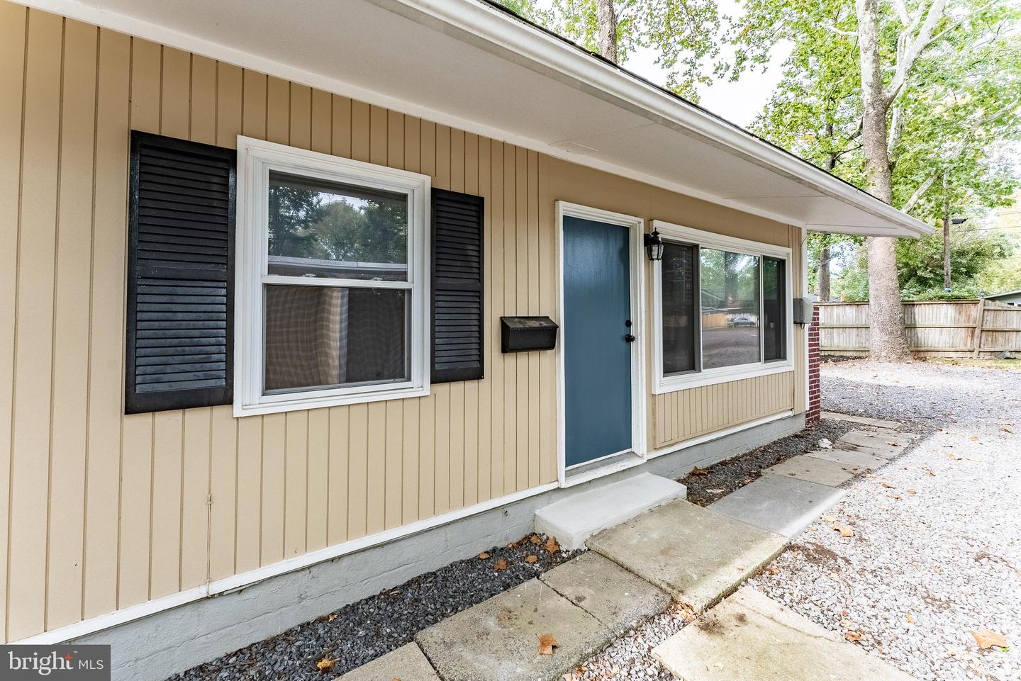 13709 MARBURY LN, WOODBRIDGE, Virginia 22191, 3 Bedrooms Bedrooms, ,1 BathroomBathrooms,Residential,For sale,13709 MARBURY LN,VAPW2104794 MLS # VAPW2104794