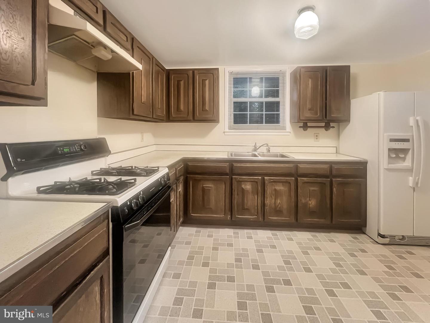 14550 EASTMAN ST, WOODBRIDGE, Virginia 22193, 3 Bedrooms Bedrooms, ,2 BathroomsBathrooms,Residential,For sale,14550 EASTMAN ST,VAPW2104846 MLS # VAPW2104846