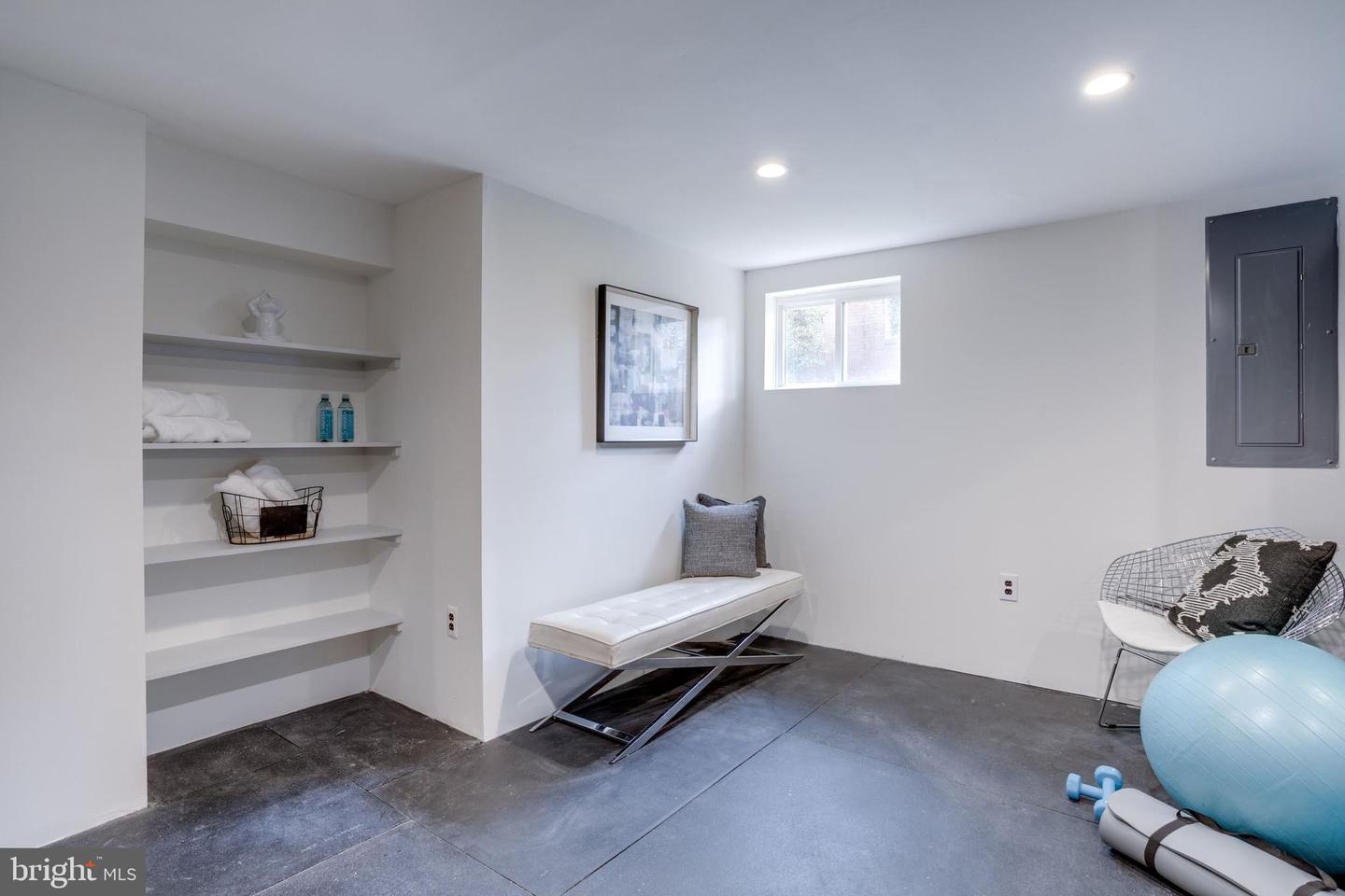 7520 MURILLO ST, SPRINGFIELD, Virginia 22151, 4 Bedrooms Bedrooms, ,3 BathroomsBathrooms,Residential,For sale,7520 MURILLO ST,VAFX2269624 MLS # VAFX2269624