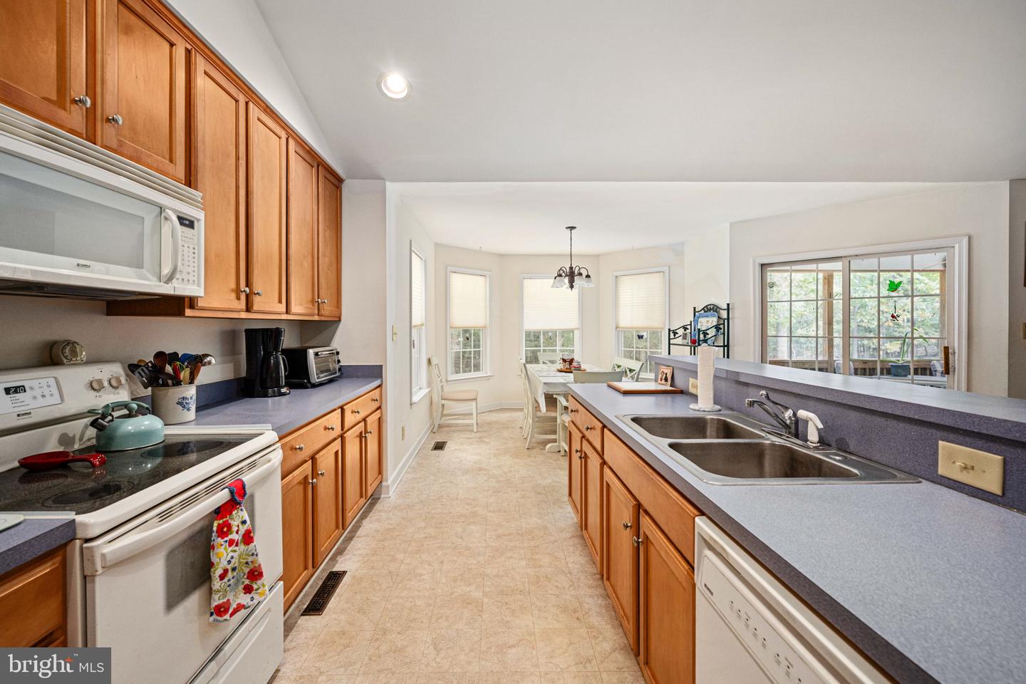 209 EDGEMONT LN, LOCUST GROVE, Virginia 22508, 3 Bedrooms Bedrooms, 13 Rooms Rooms,2 BathroomsBathrooms,Residential,For sale,209 EDGEMONT LN,VAOR2012426 MLS # VAOR2012426