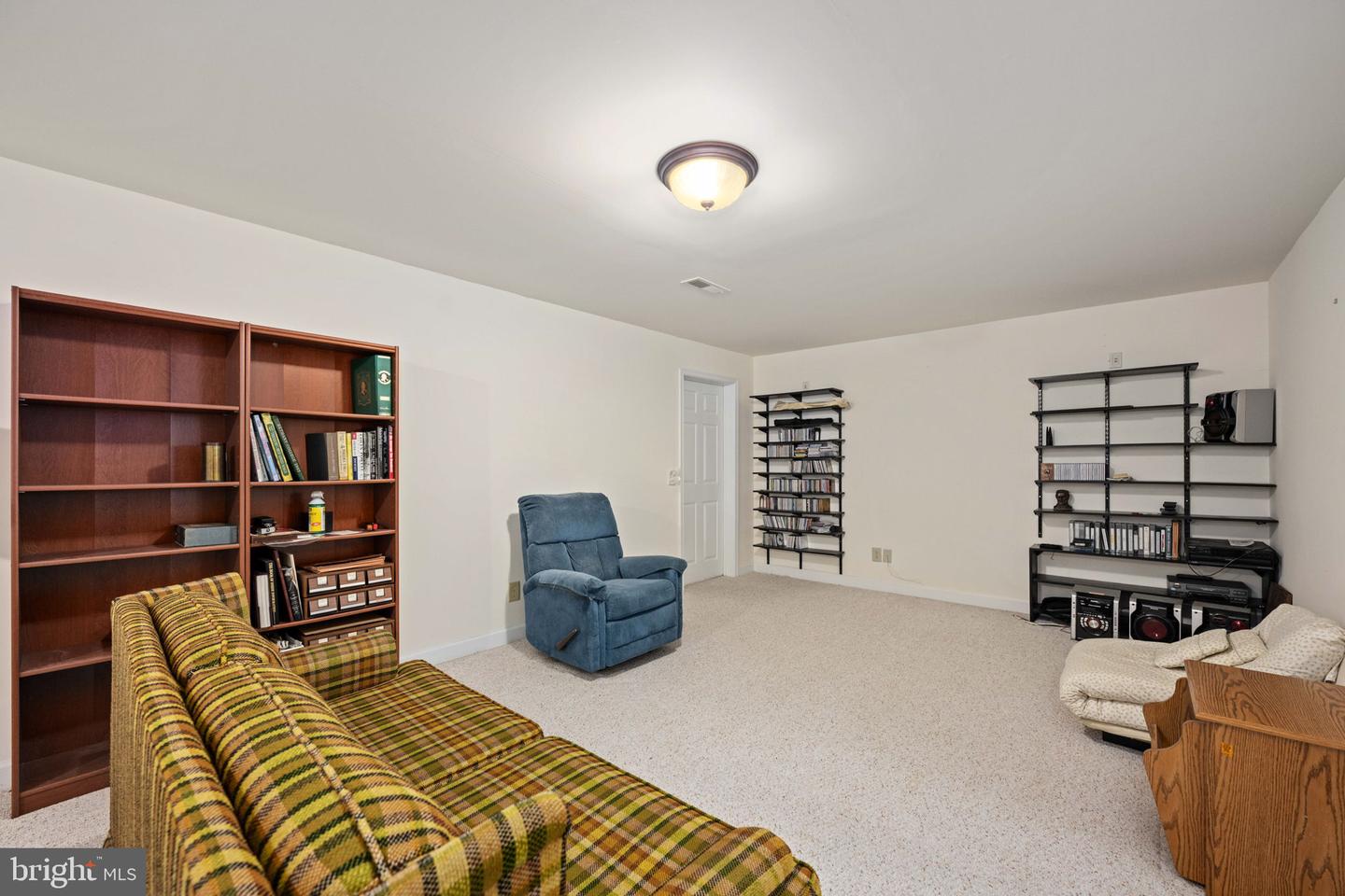 209 EDGEMONT LN, LOCUST GROVE, Virginia 22508, 3 Bedrooms Bedrooms, 13 Rooms Rooms,2 BathroomsBathrooms,Residential,For sale,209 EDGEMONT LN,VAOR2012426 MLS # VAOR2012426