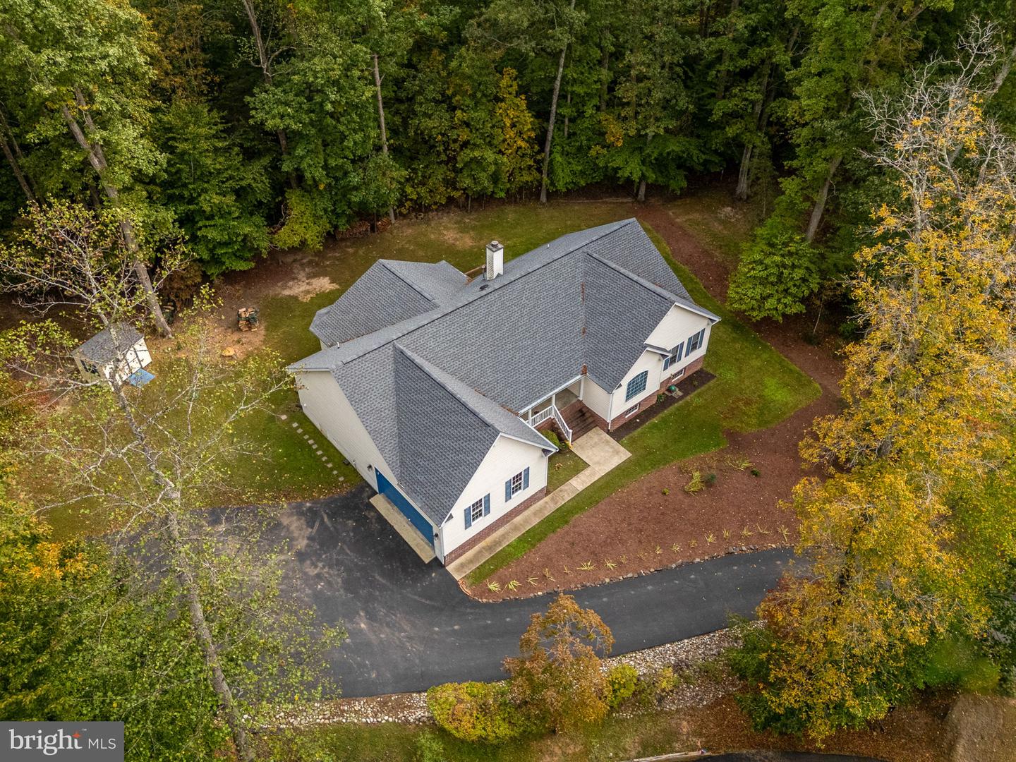 209 EDGEMONT LN, LOCUST GROVE, Virginia 22508, 3 Bedrooms Bedrooms, 13 Rooms Rooms,2 BathroomsBathrooms,Residential,For sale,209 EDGEMONT LN,VAOR2012426 MLS # VAOR2012426