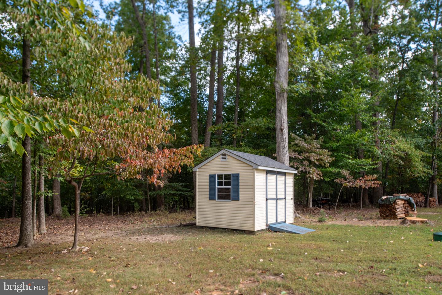 209 EDGEMONT LN, LOCUST GROVE, Virginia 22508, 3 Bedrooms Bedrooms, 13 Rooms Rooms,2 BathroomsBathrooms,Residential,For sale,209 EDGEMONT LN,VAOR2012426 MLS # VAOR2012426