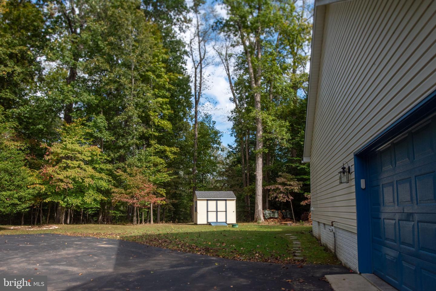 209 EDGEMONT LN, LOCUST GROVE, Virginia 22508, 3 Bedrooms Bedrooms, 13 Rooms Rooms,2 BathroomsBathrooms,Residential,For sale,209 EDGEMONT LN,VAOR2012426 MLS # VAOR2012426
