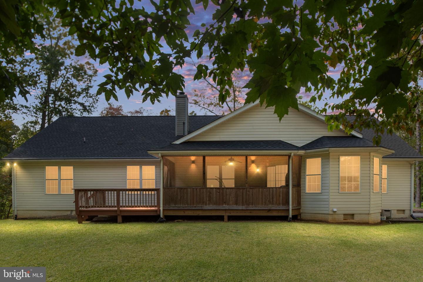 209 EDGEMONT LN, LOCUST GROVE, Virginia 22508, 3 Bedrooms Bedrooms, 13 Rooms Rooms,2 BathroomsBathrooms,Residential,For sale,209 EDGEMONT LN,VAOR2012426 MLS # VAOR2012426