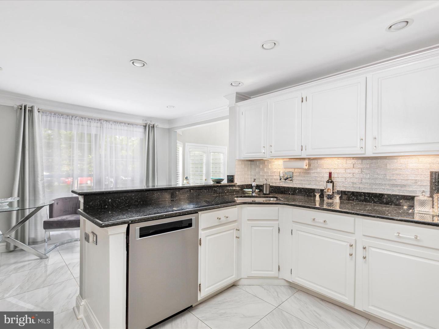 43800 STONEBRIDGE DR, ASHBURN, Virginia 20147, 3 Bedrooms Bedrooms, ,3 BathroomsBathrooms,Residential,For sale,43800 STONEBRIDGE DR,VALO2107906 MLS # VALO2107906