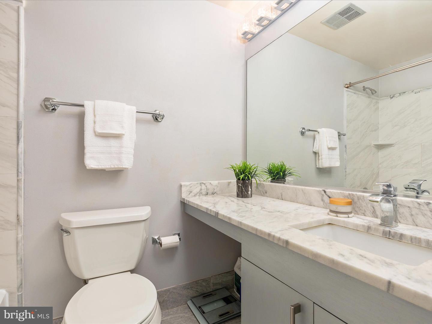 43800 STONEBRIDGE DR, ASHBURN, Virginia 20147, 3 Bedrooms Bedrooms, ,3 BathroomsBathrooms,Residential,For sale,43800 STONEBRIDGE DR,VALO2107906 MLS # VALO2107906